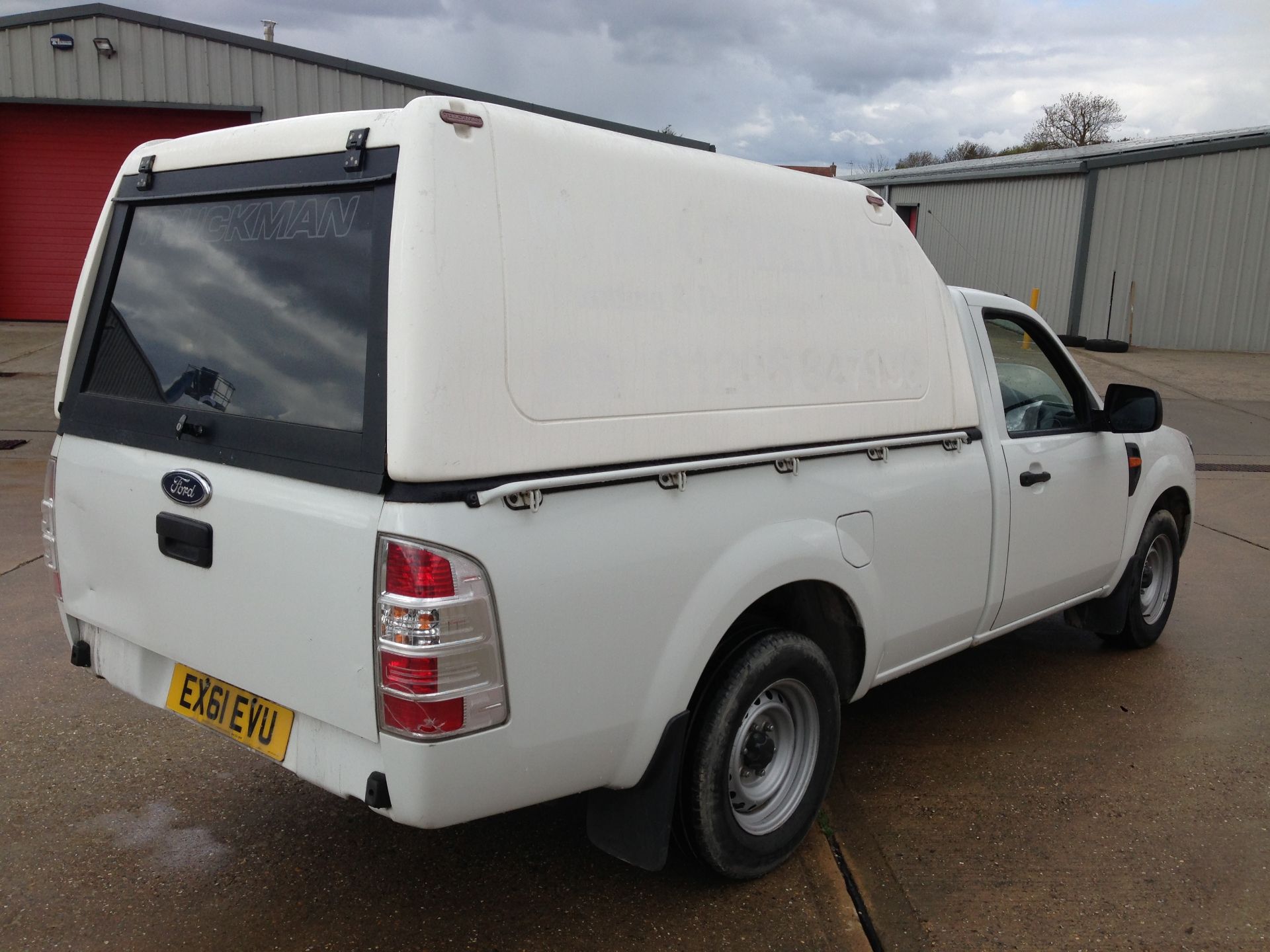 2011 61 REG FORD RANGER PICK UP TRUCK WITH TRUCKMAN TOP v5 presen... - Image 8 of 15