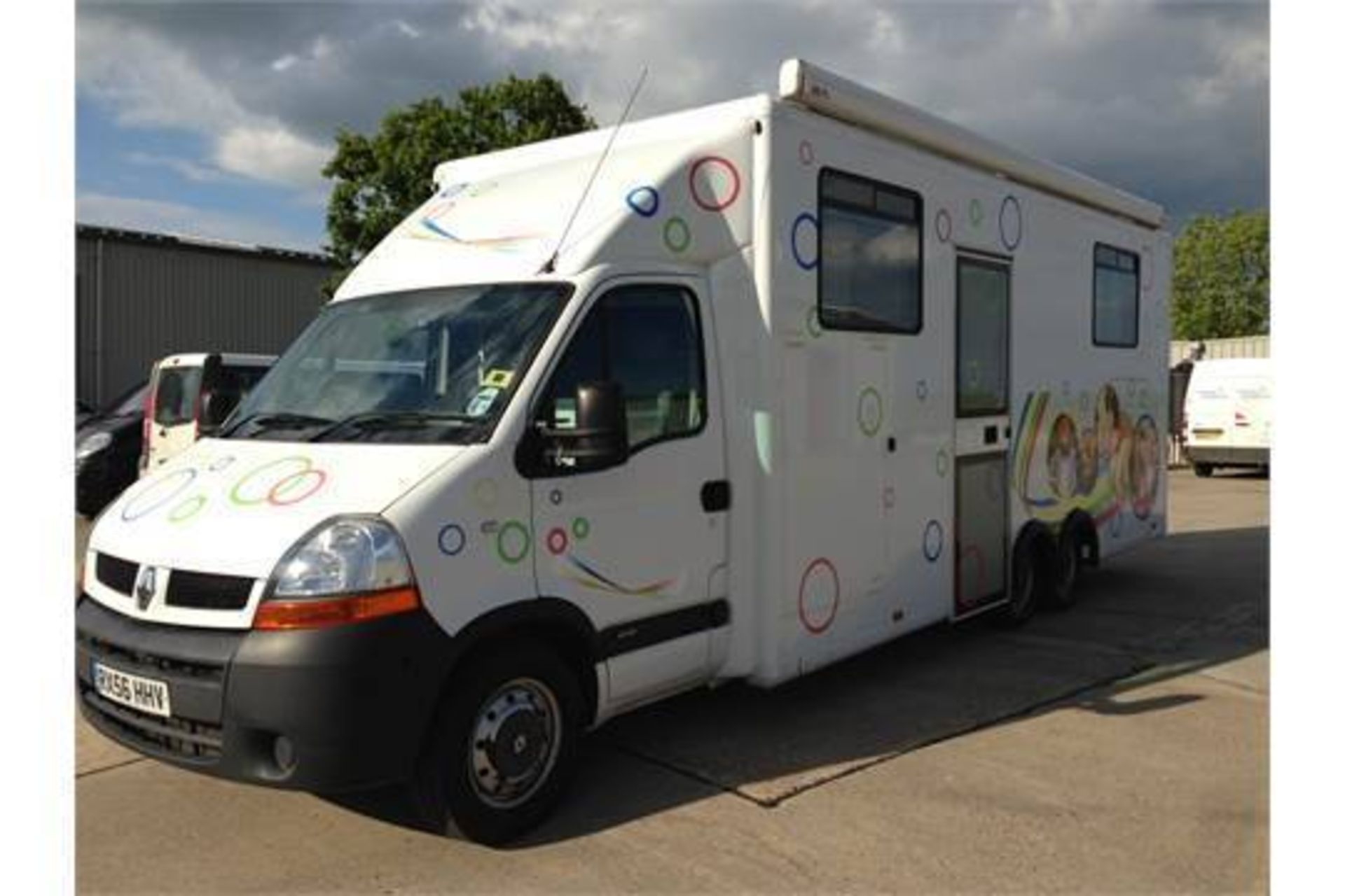SUPERB 2006 56 REG MOBILE OFFICE ** COST OVER £120k To CONVERT **...