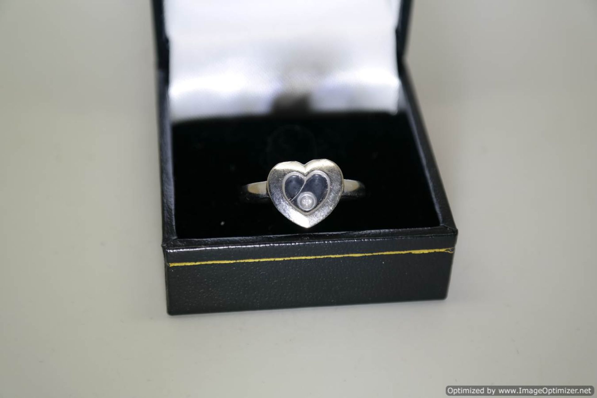 9ct GOLD CHOPARD STYLE DIAMOND SET HEART RING