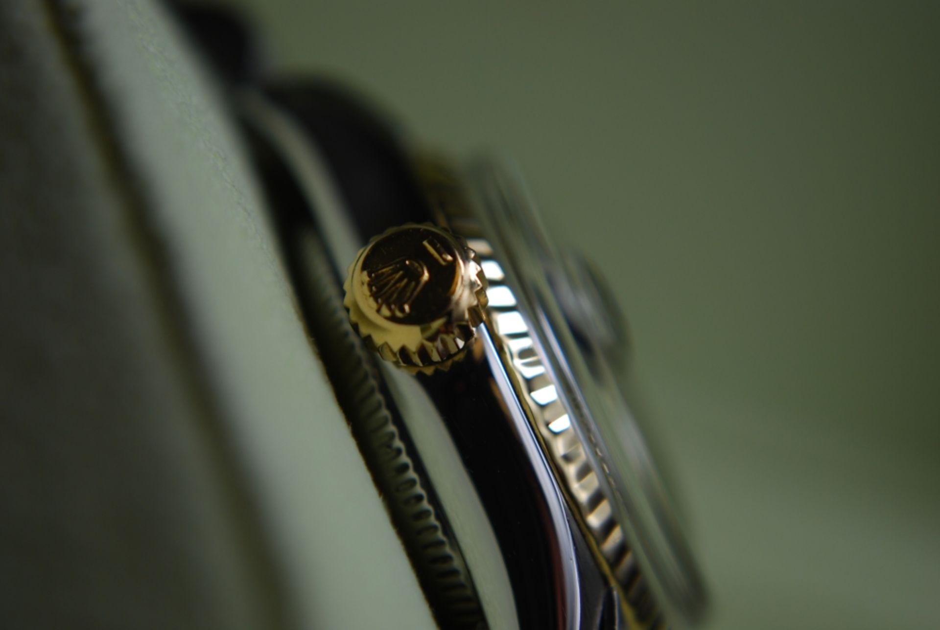 *Stunning* Ladies Gold/ Steel Rolex Date - Image 8 of 10