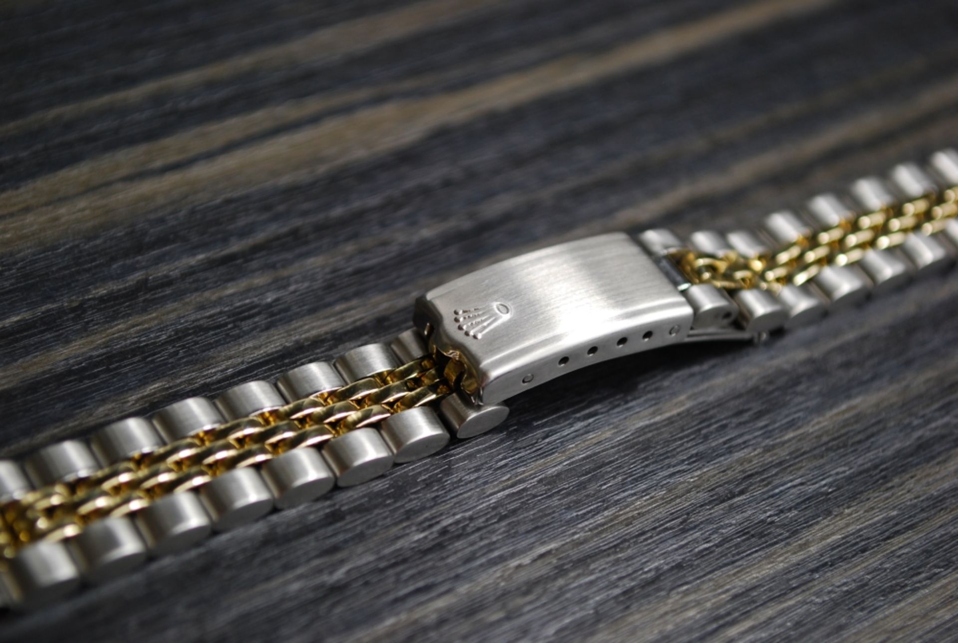 *Stunning* Ladies Gold/ Steel Rolex Date - Image 6 of 10