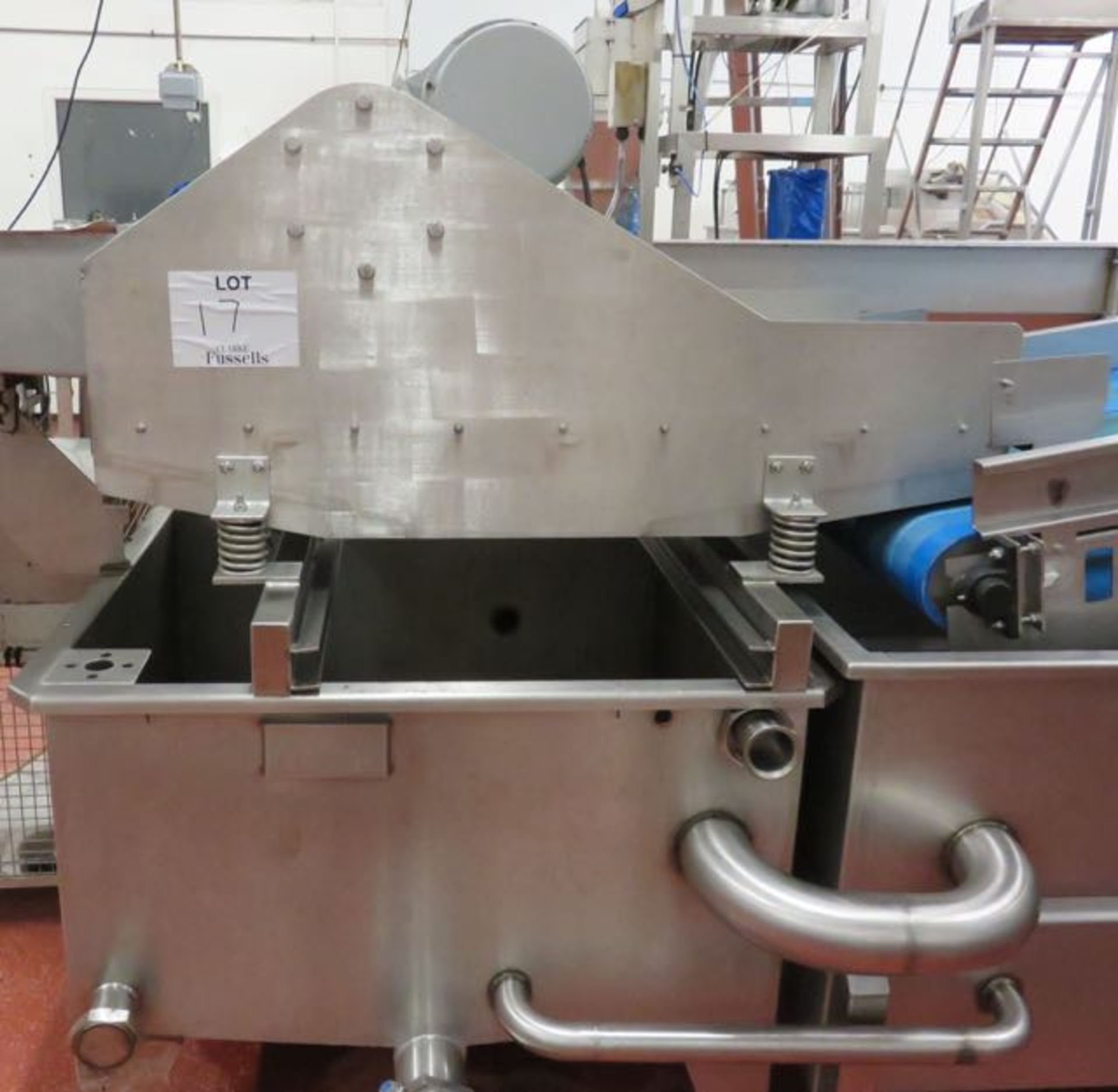 VIBRATORY FEEDER - Image 2 of 2