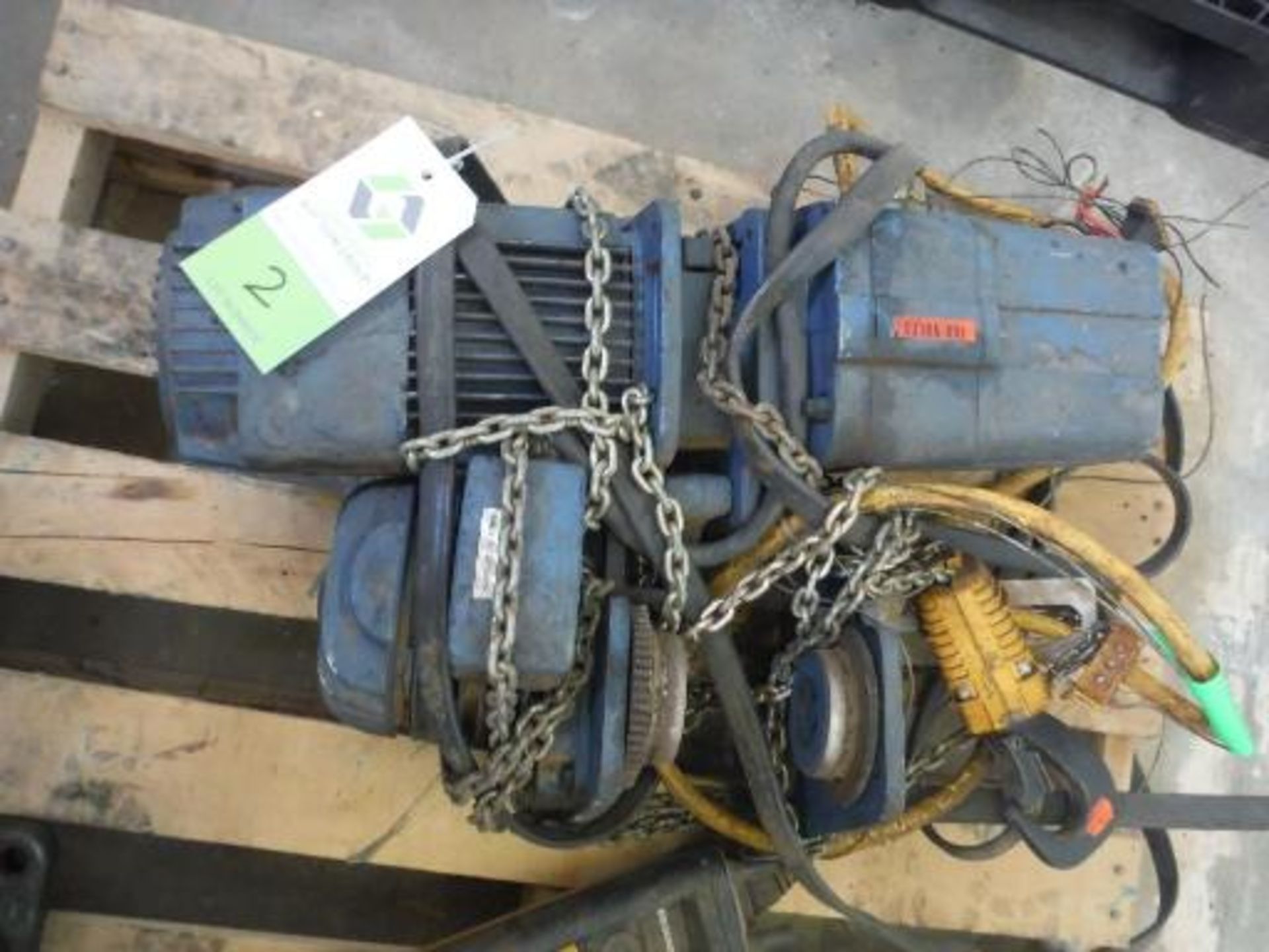 2200 lb. capacity electric chain fall, motor and gearbox ***___   A Rigging Fee of _ $25 _ will be - Image 2 of 6