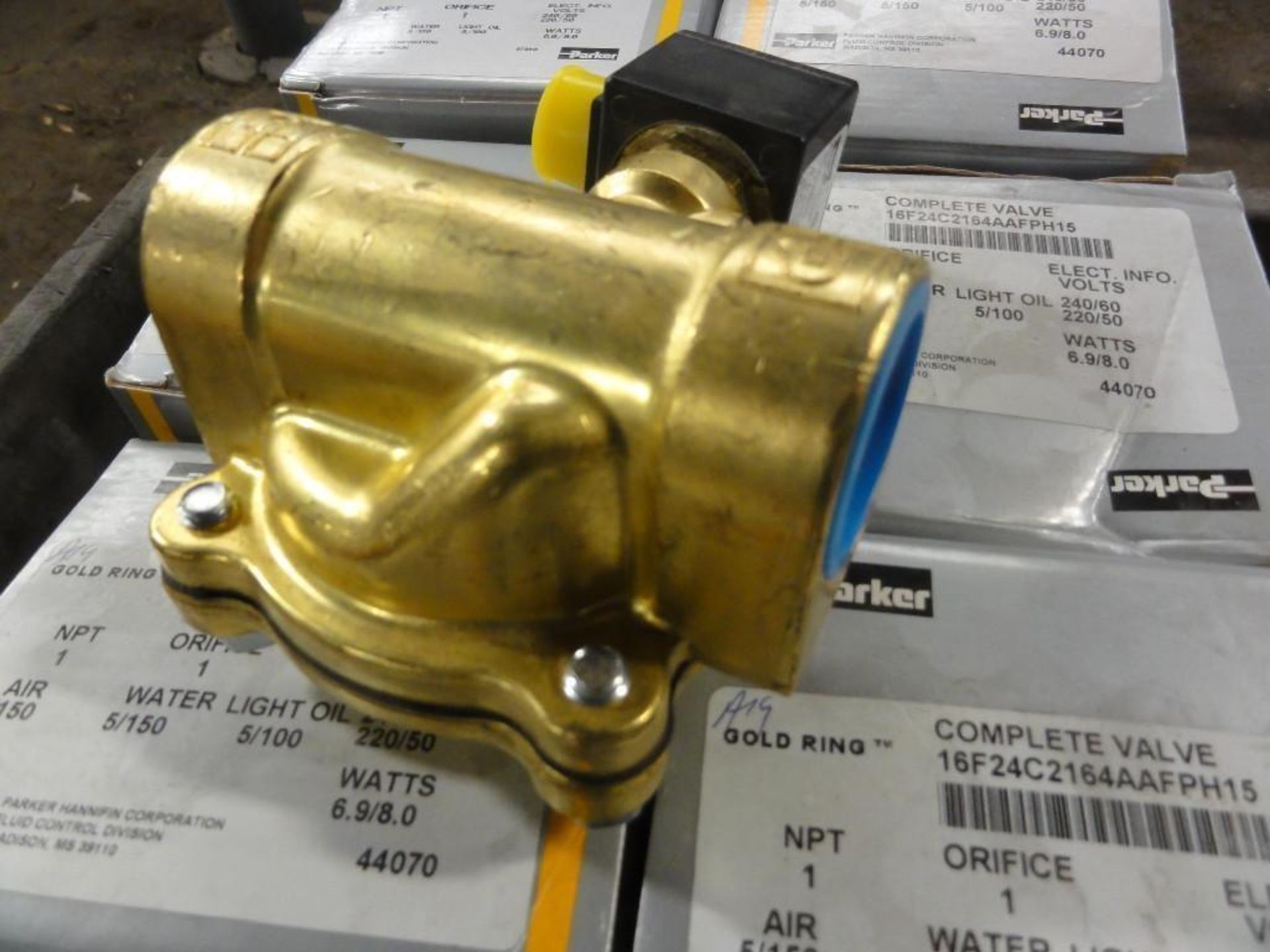 (8) NEW, Parker Complete Valves, Model 16F24C2164AAFPH15, NPT: 1, Oriface: 1, Air: 5/150, Water: 5/ - Image 3 of 6