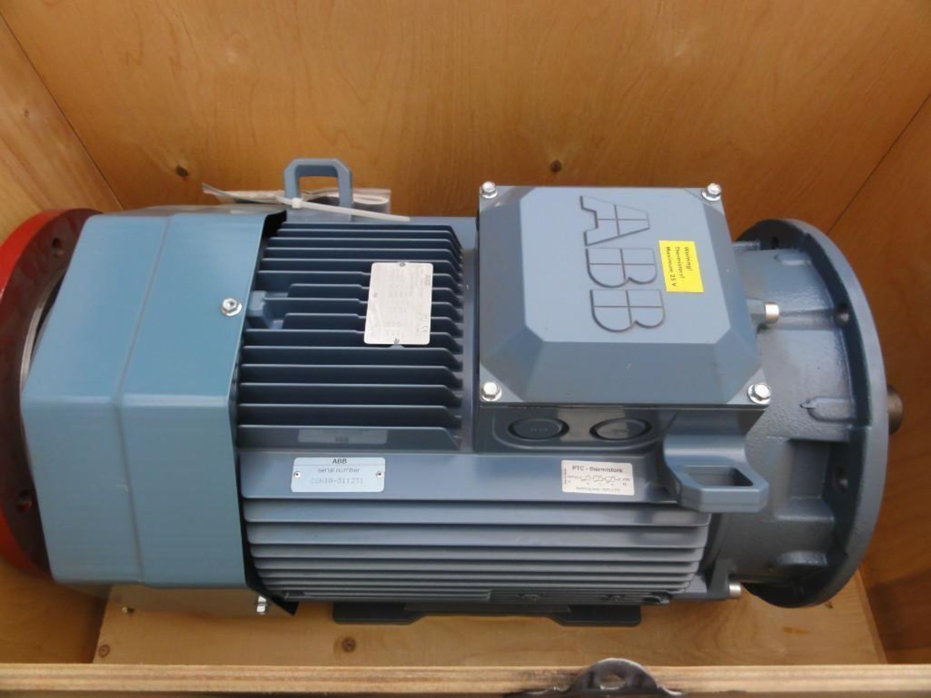 NEW ABB 30HP Electric Motor, Make:ABB, Model: 3GAA181031-ADG, Serial Number: CSN10-311232, HP:30, - Image 2 of 8