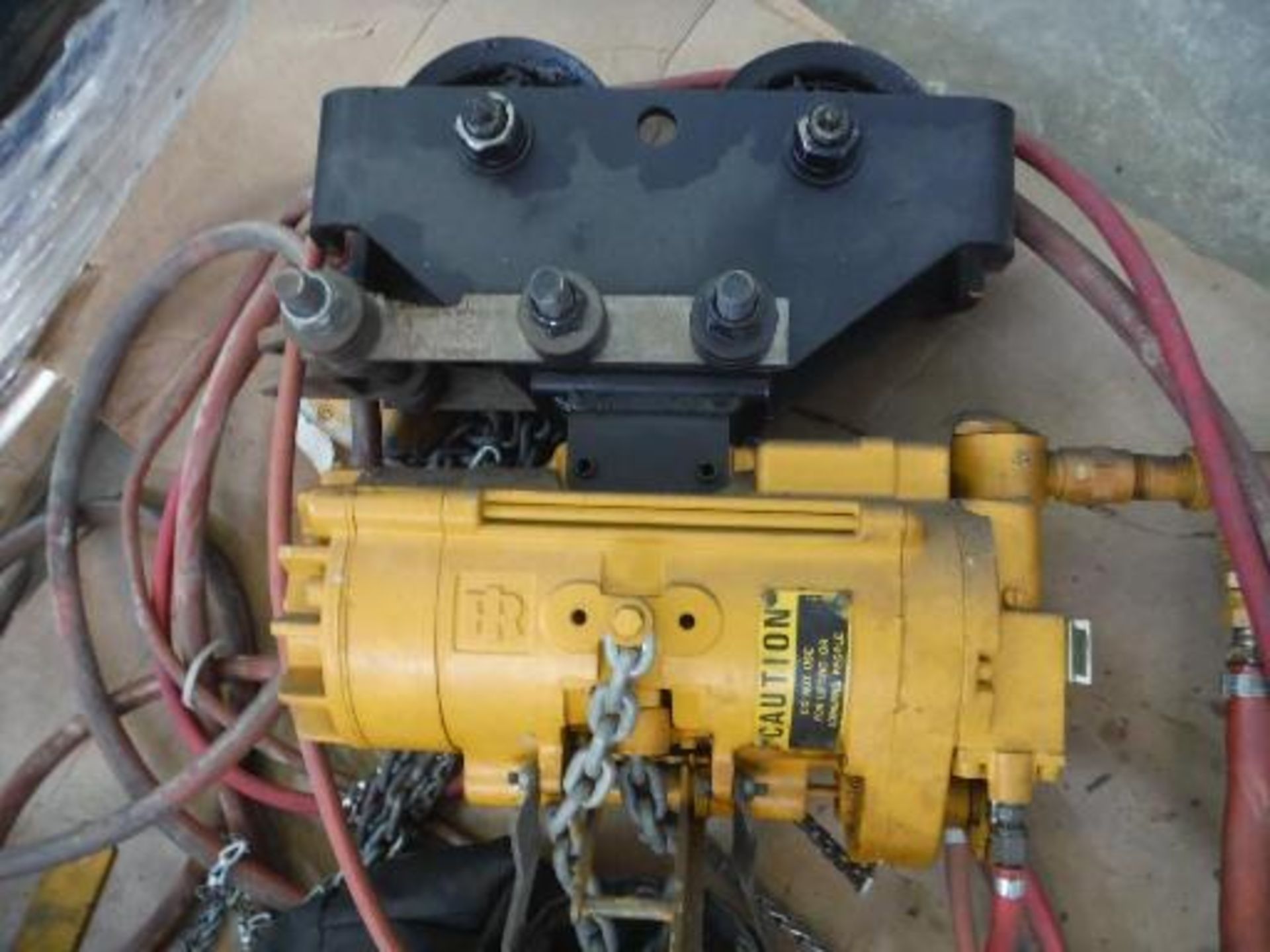 (4) Ingersoll Rand Hydraulic over head hoists ***___   A Rigging Fee of _ $25 _ will be due the - Image 6 of 7