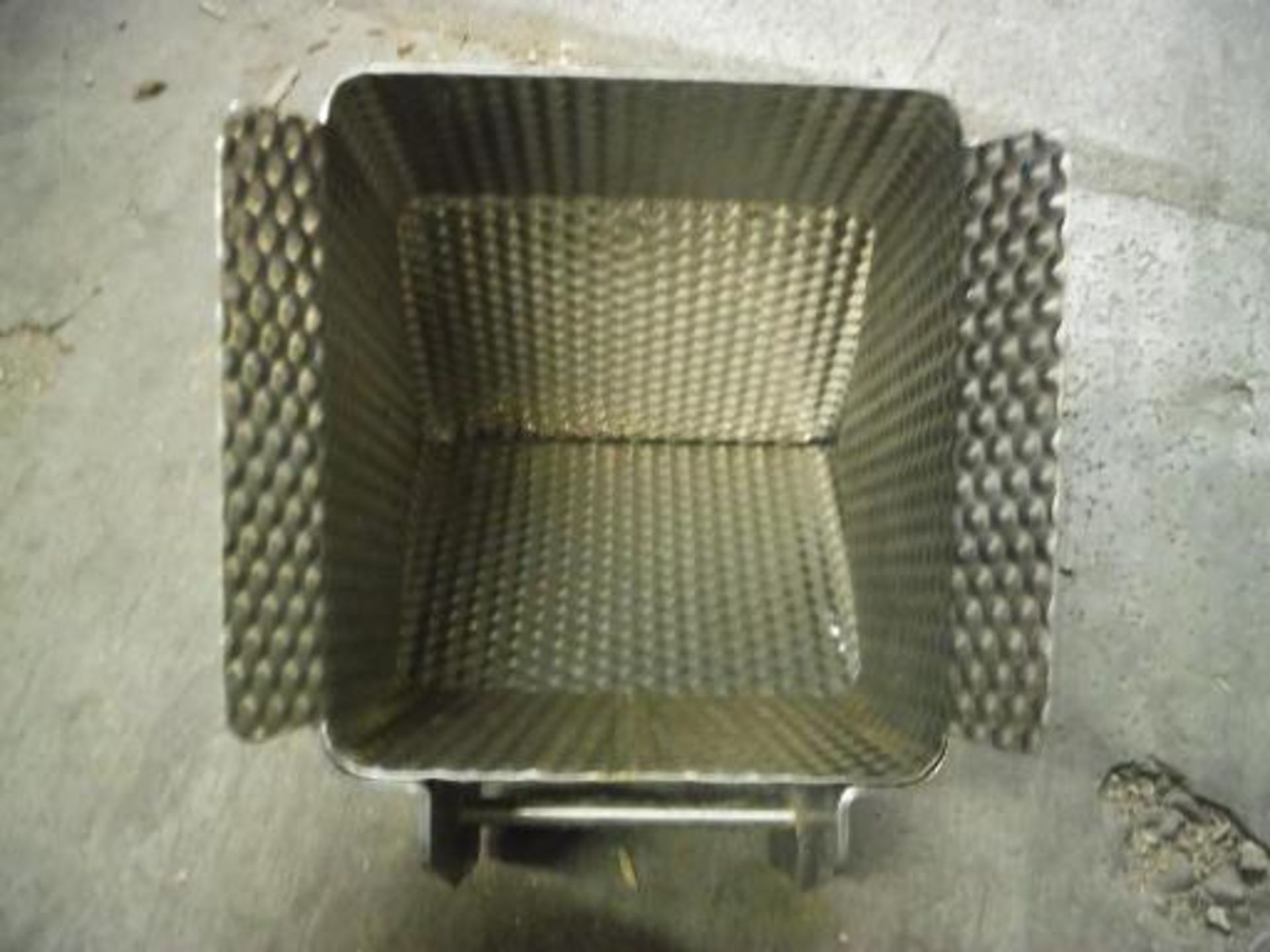 (2) crates of Ishida scale buckets and parts (lot) (ET-31879) This Item Is Located in Quincy, - Image 4 of 5