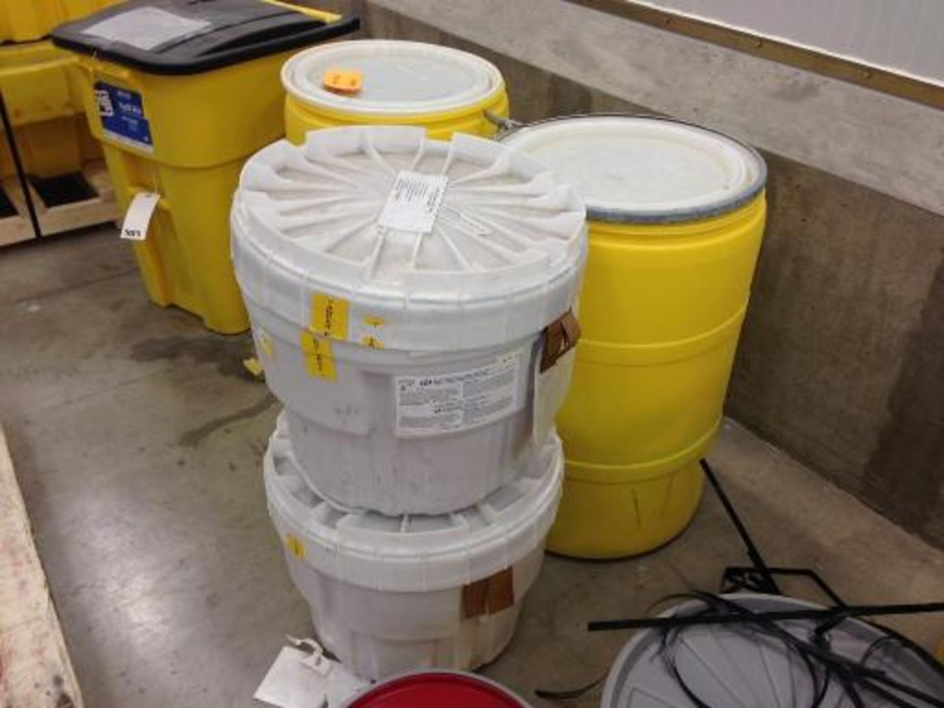 (1) pig spill kits and spill containment (LOT) This item located in Grand Rapids, Michigan **__ A - Image 2 of 5