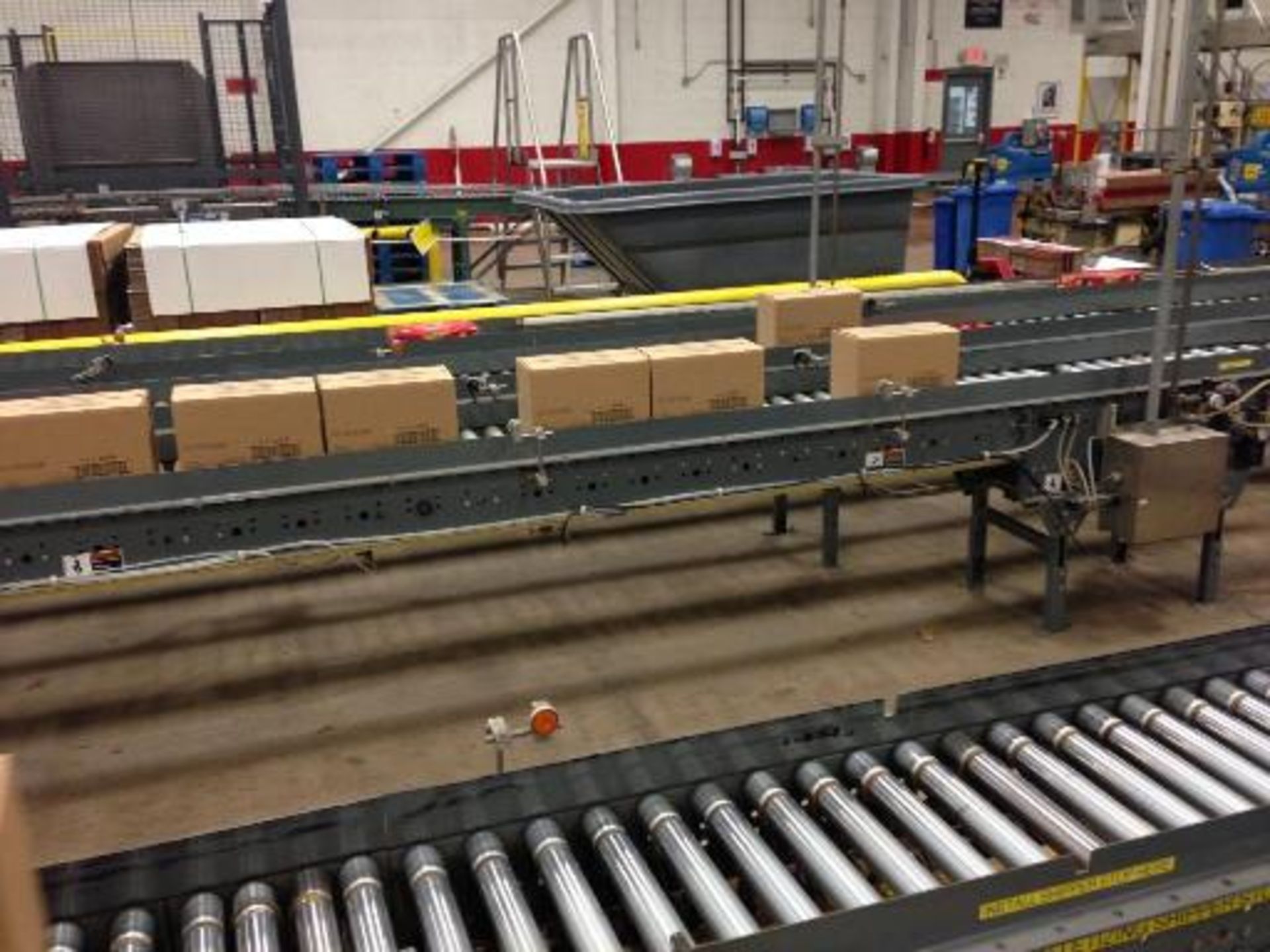 Versa power roller conveyor 60 feet long (line 12) right to left. Located in Marion, Ohio Rigging - Image 9 of 15