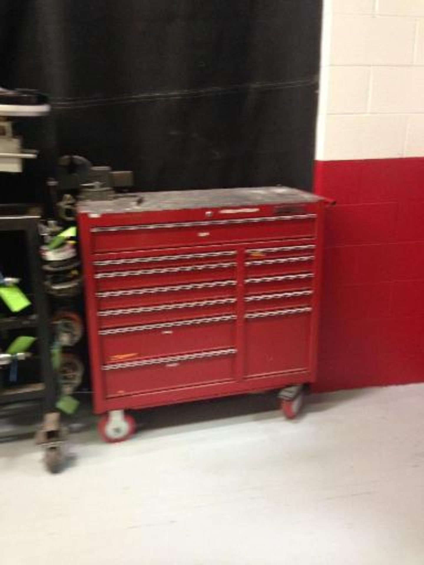 Tool chest on wheels with contents of tools. Located in Marion, Ohio Rigging Fee: $100