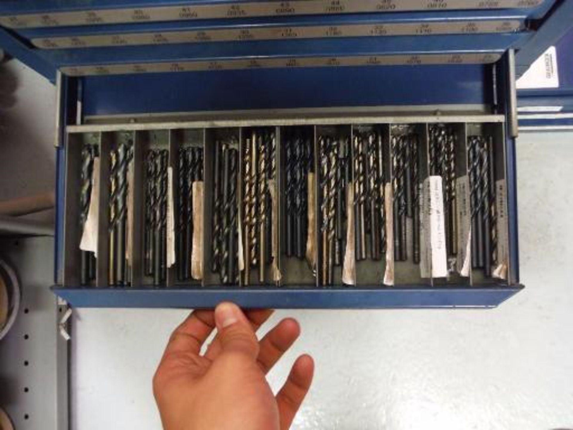 (11) drawers of assorted drill bits, (3) drawers of taps (LOT). Located in Marion, Ohio Rigging Fee: - Image 3 of 7