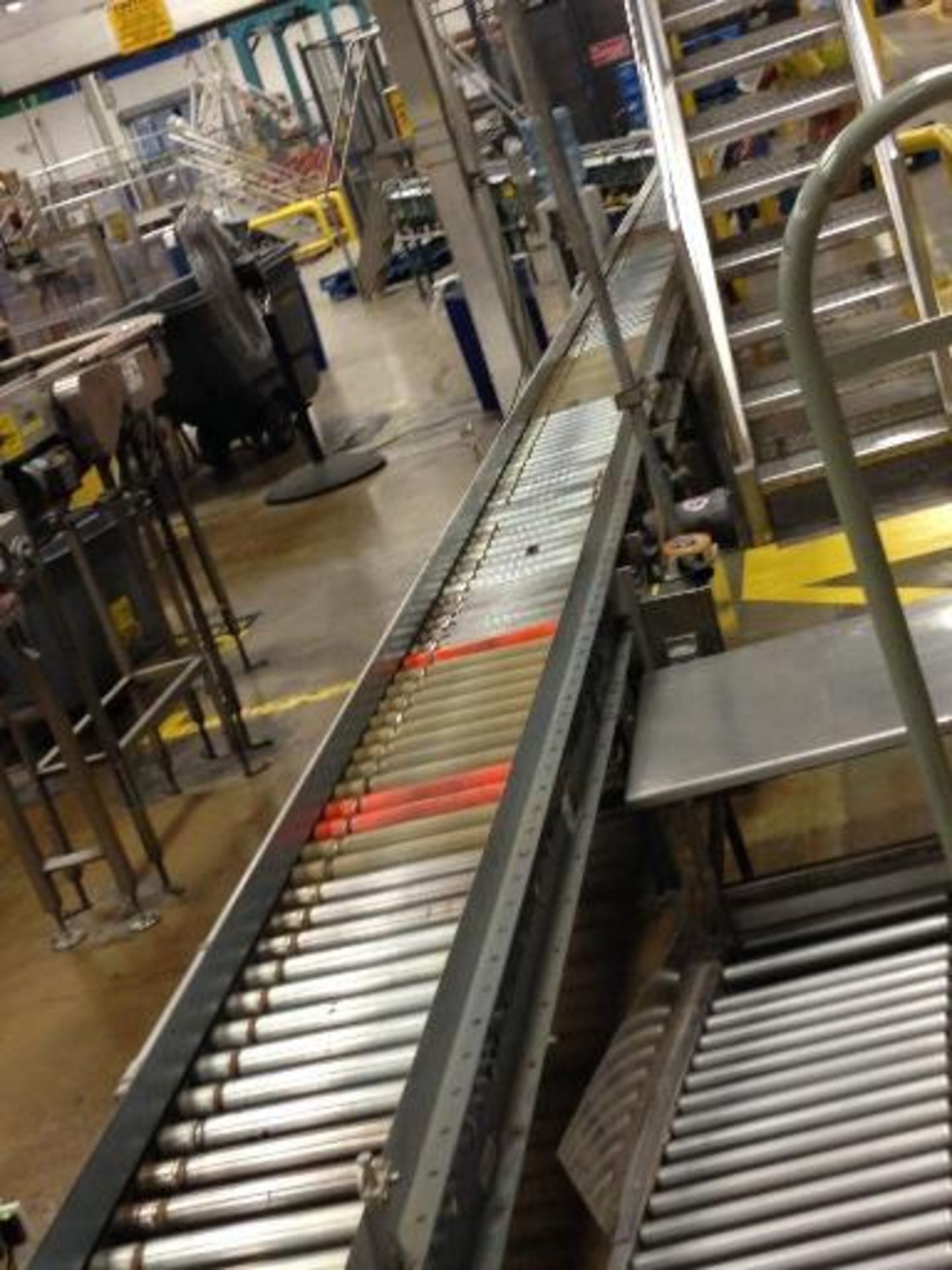 Hytrol power roller conveyor 40 feet straight. Located in Marion, Ohio Rigging Fee: $400 - Image 6 of 12