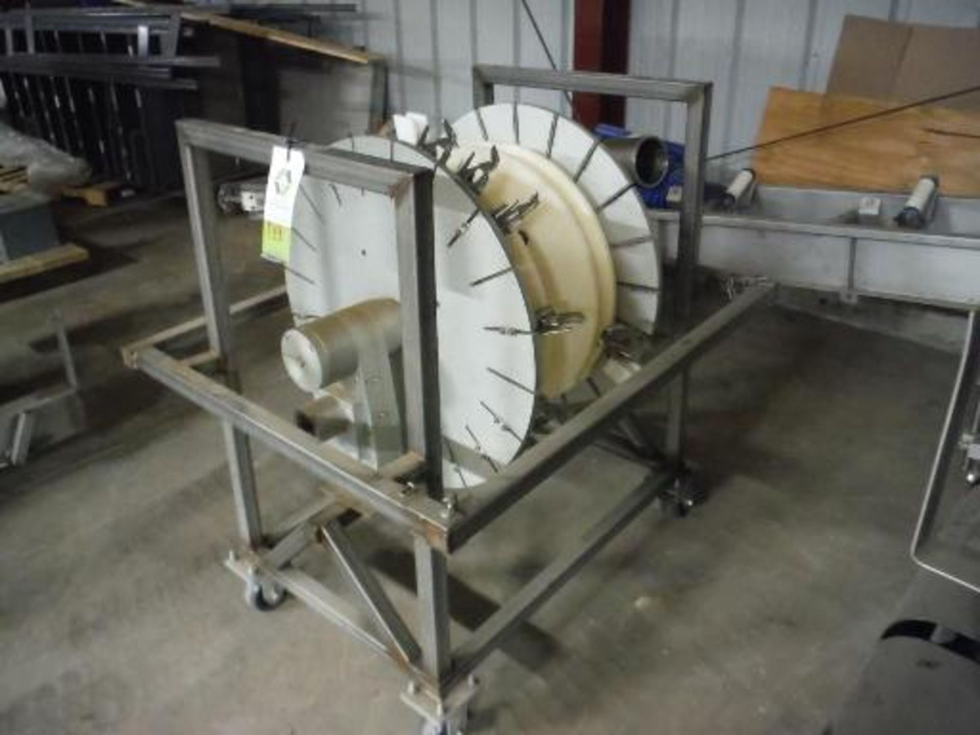 20 link double reel on cart, SS frame, casters This item is located in Kansas **__ A Rigging Fee