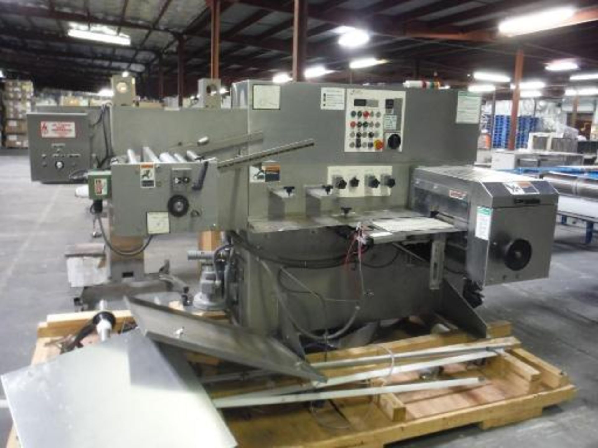 Sasib Wrapper, Model WTS-24, SN 5058-0064 R.H., 25 in. rolls, 14 in. 1 up jaw, incomplete, SS