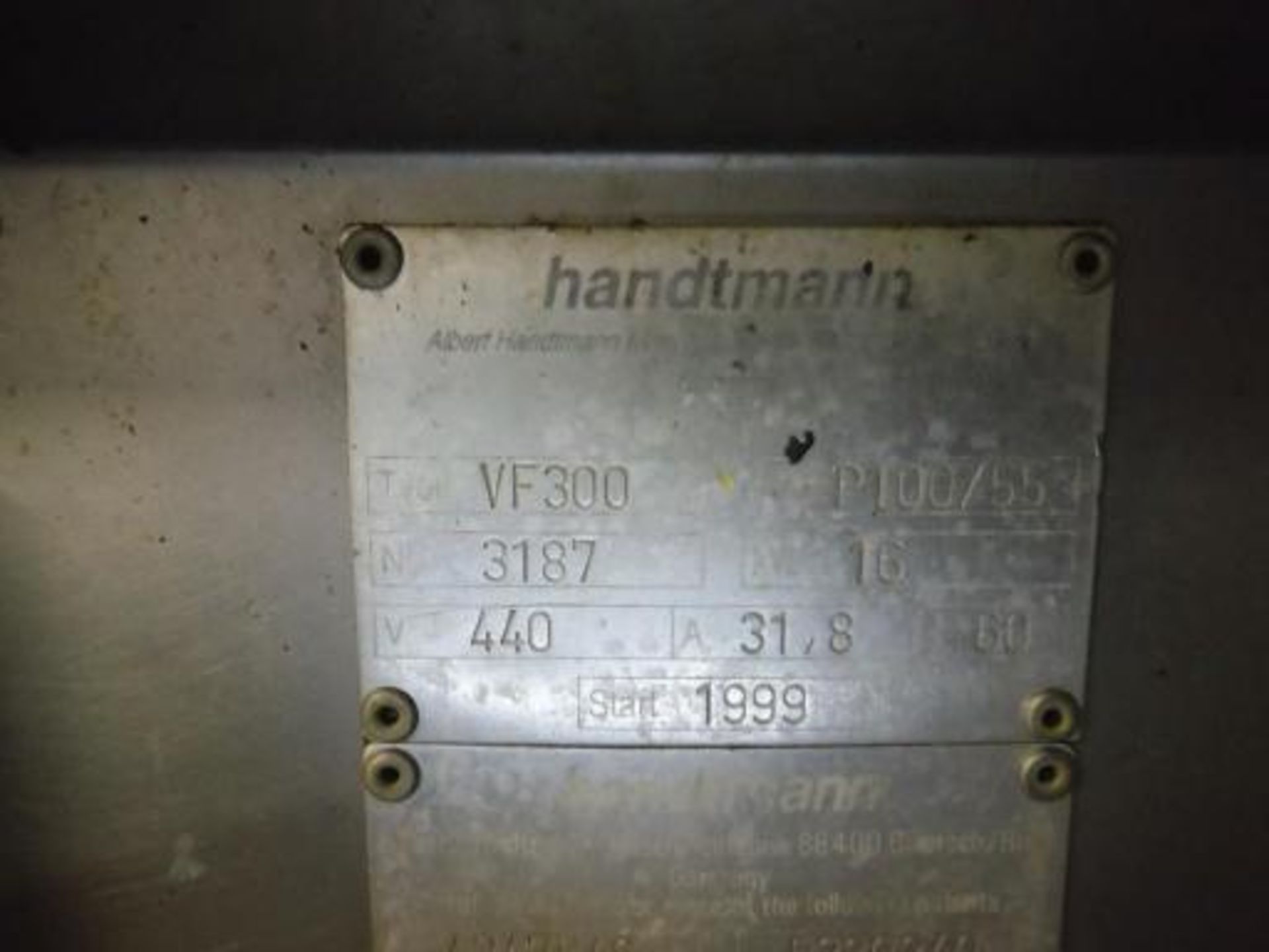 1999 HandTmann VF 300 vacuum stuffer with tote dumper, Model VF300, SN 3187, missing screw, Code - Image 7 of 7