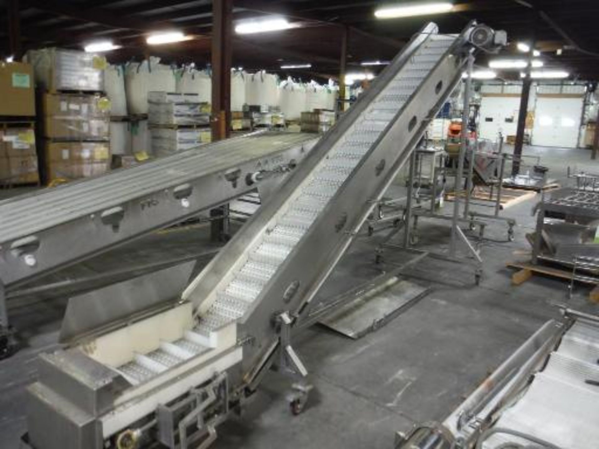 Incline conveyor, plastic interlock cleated belt, 160 in. long x 14.5 in. wide x 20 in. infeed x - Image 2 of 3