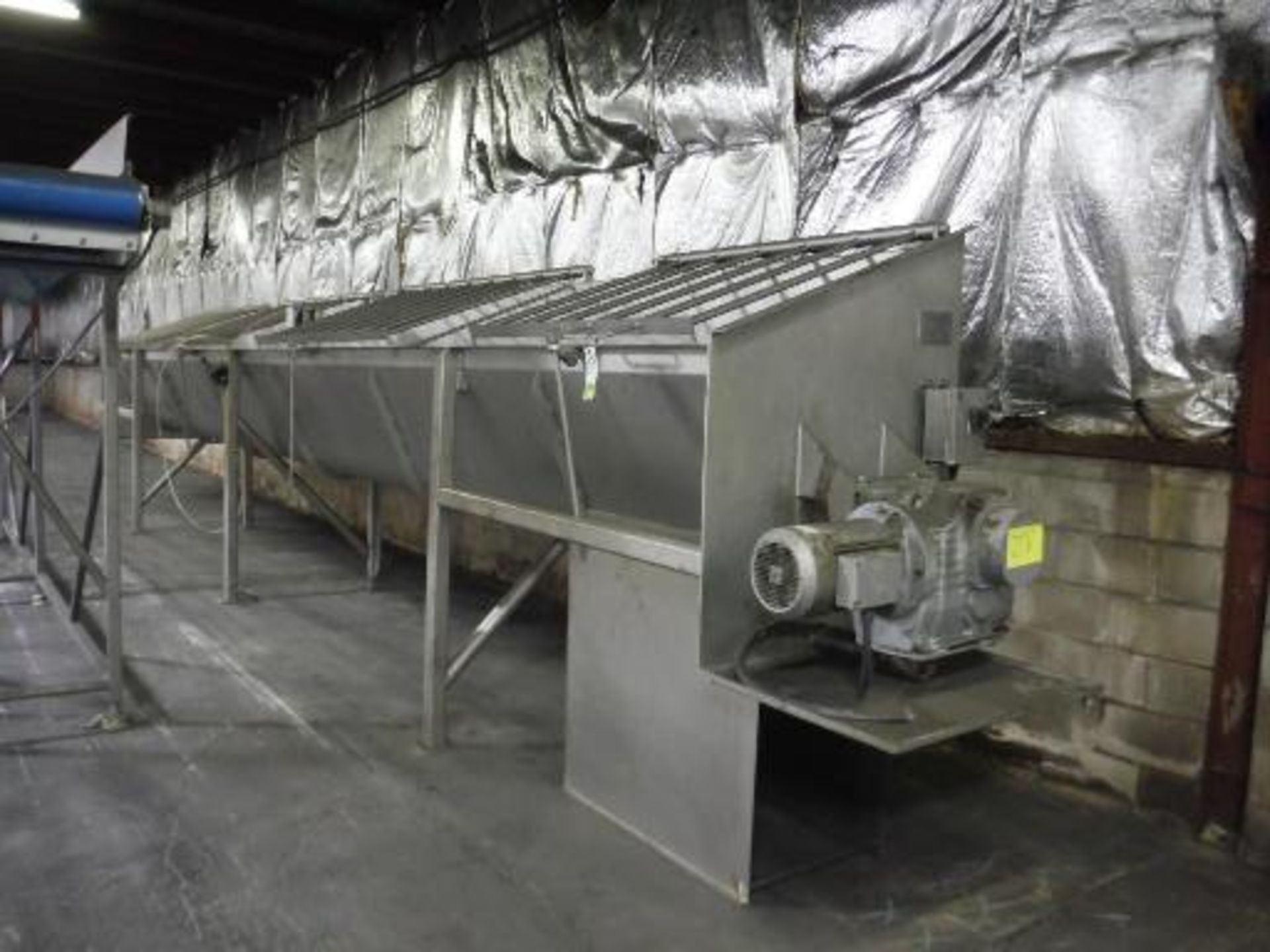 Cozzini Horizontal Screw Conveyor, Model CSC1825, SN P3147-08-2046006, Code WBM-0404, 42 ft long x