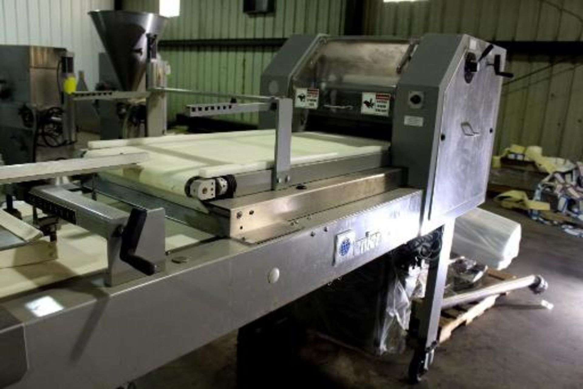 Benier MI600, Long Moulder Bread - Buns Brand : Benier Model : MI600 Serial 7.3648 208/230 Volt 18 - Image 3 of 7