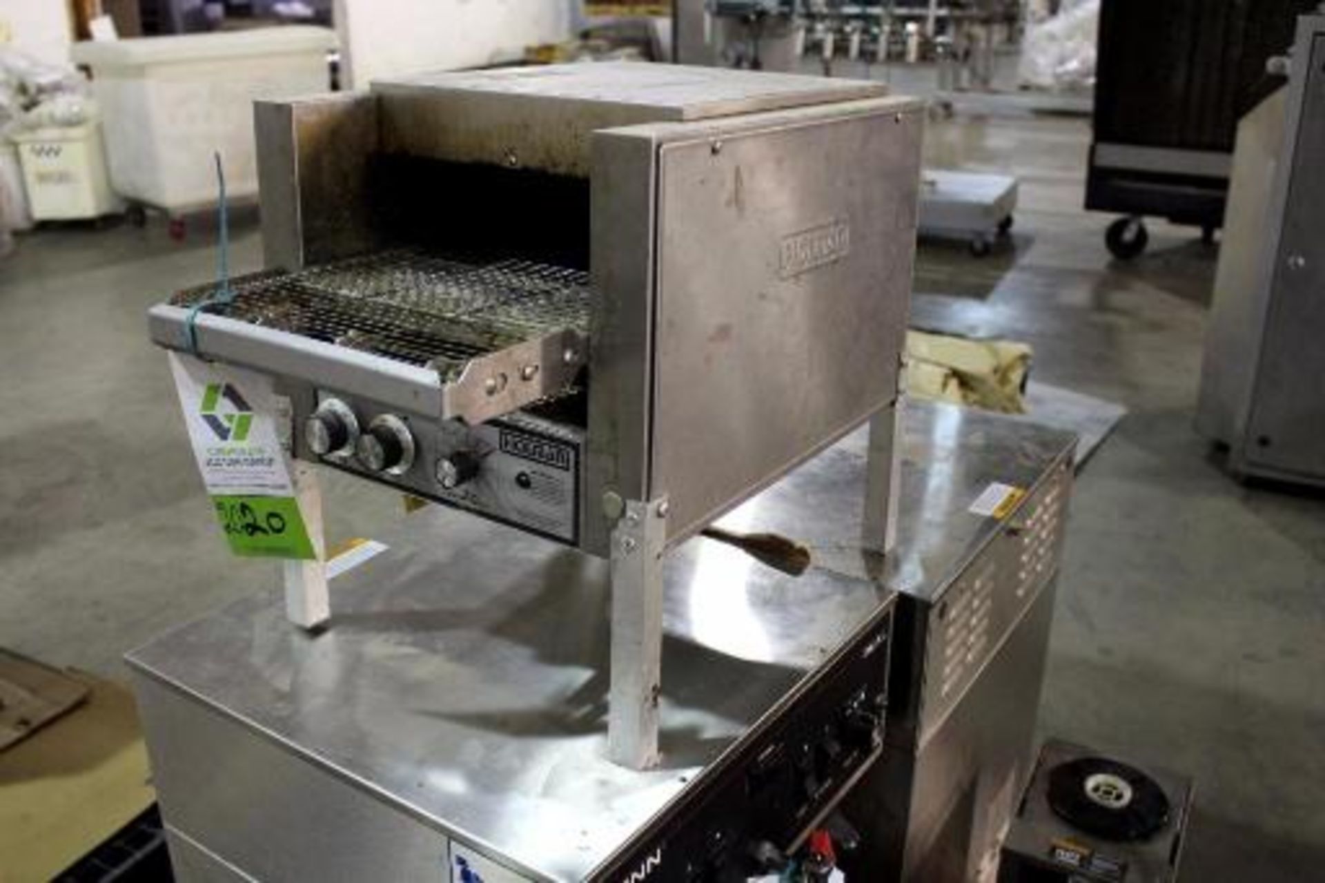 Holman-Countertop-Conveyor-Toaster Model T710HW SER 76409001-0199 208 VOLT 60 HZ PHASE 1 14 AMP.