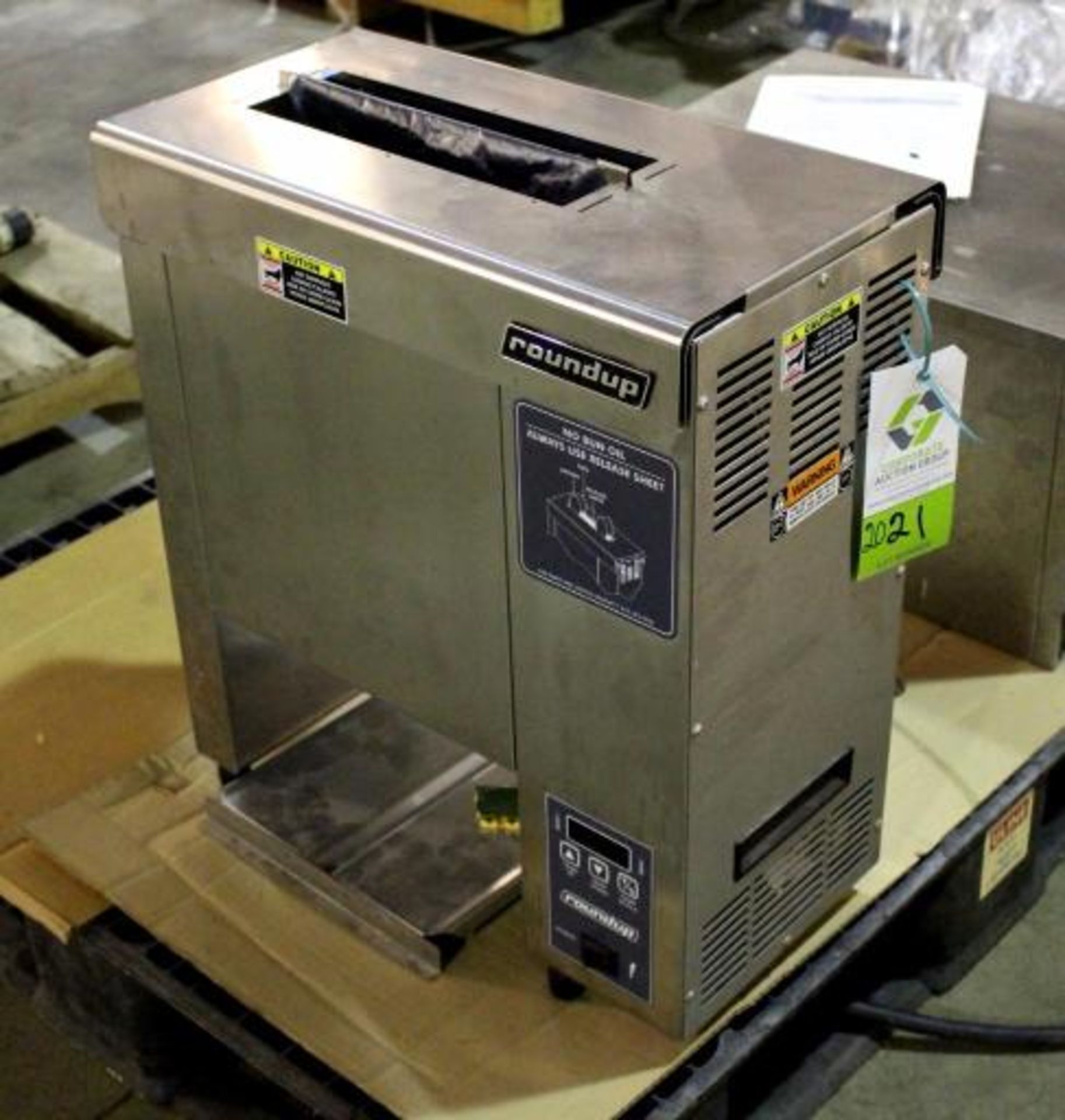 Vertical Commercial Contact Toaster AJ Antunes & Co Model VCT-2000CV Serial 9210112 208 v 50/60