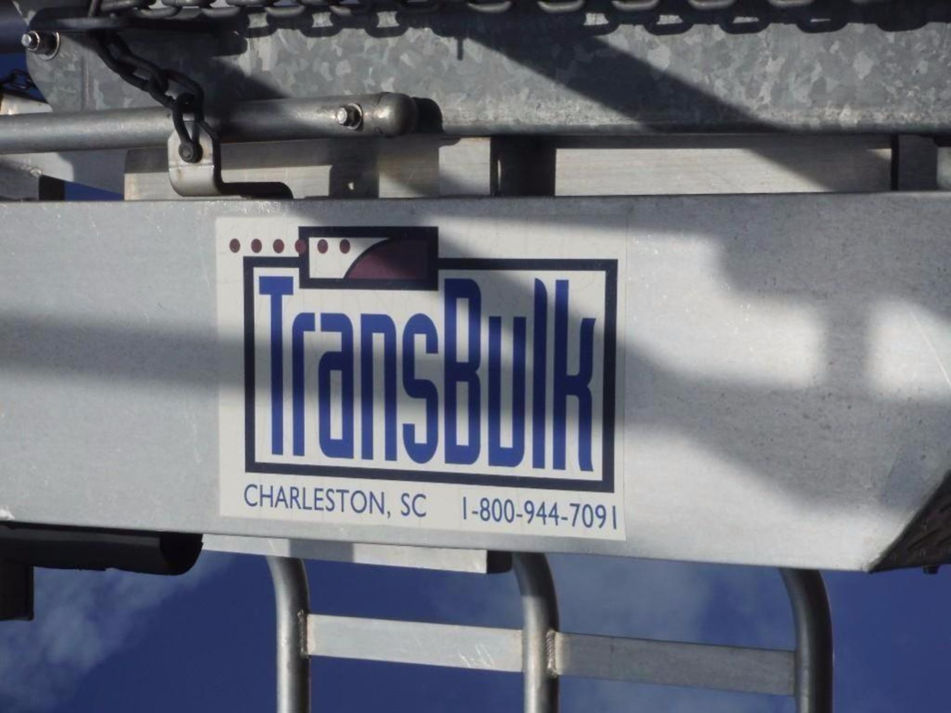 TransBulk Semi Trailer Safety Station, (3 Walk ways)  Rigging Fee: $1500 - Image 3 of 3