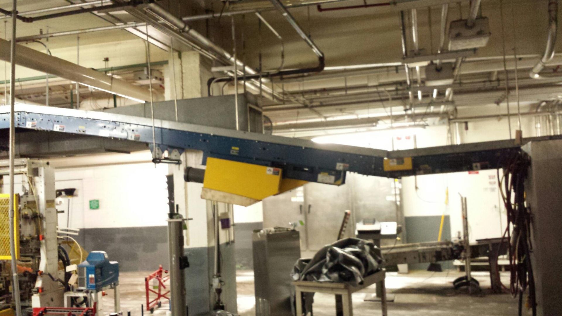 Versa Power Belt Conveyor, 120ft x 12in rollers  Rigging Fee: $500 - Image 3 of 4