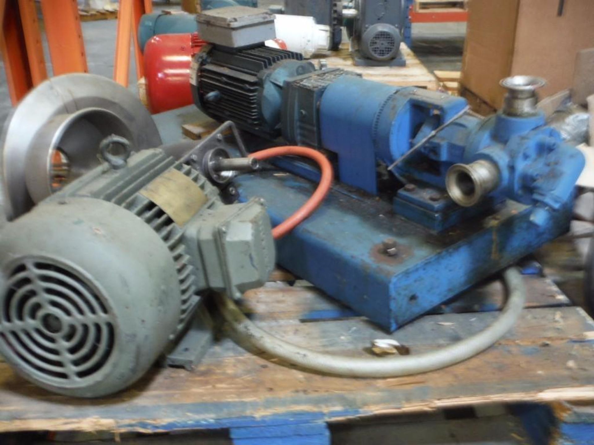 (4) Pallets of Miscellaneous motors, drives, and gearboxes (LOT)  Rigging Fee: $40 - Image 2 of 5