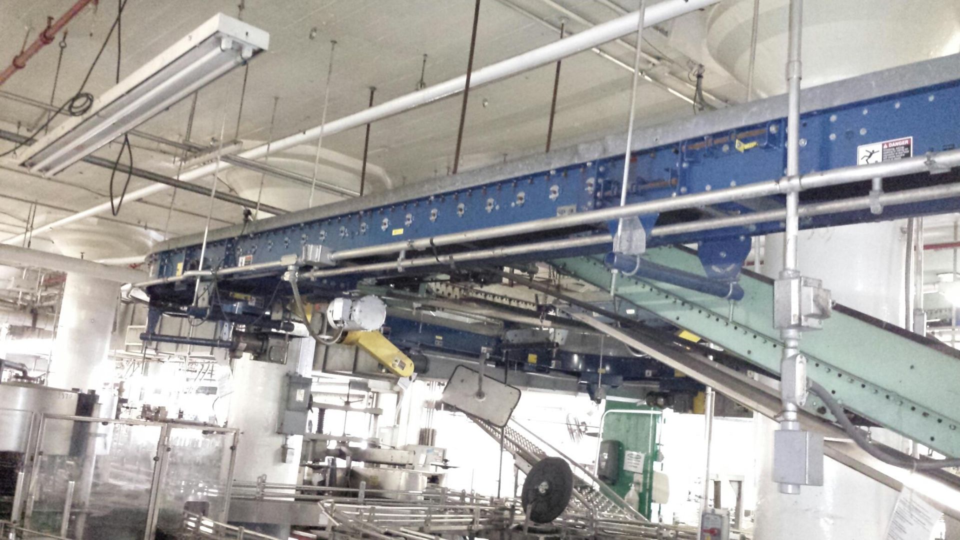 Versa Power Belt Conveyor, 120ft x 12in rollers  Rigging Fee: $500 - Image 2 of 4