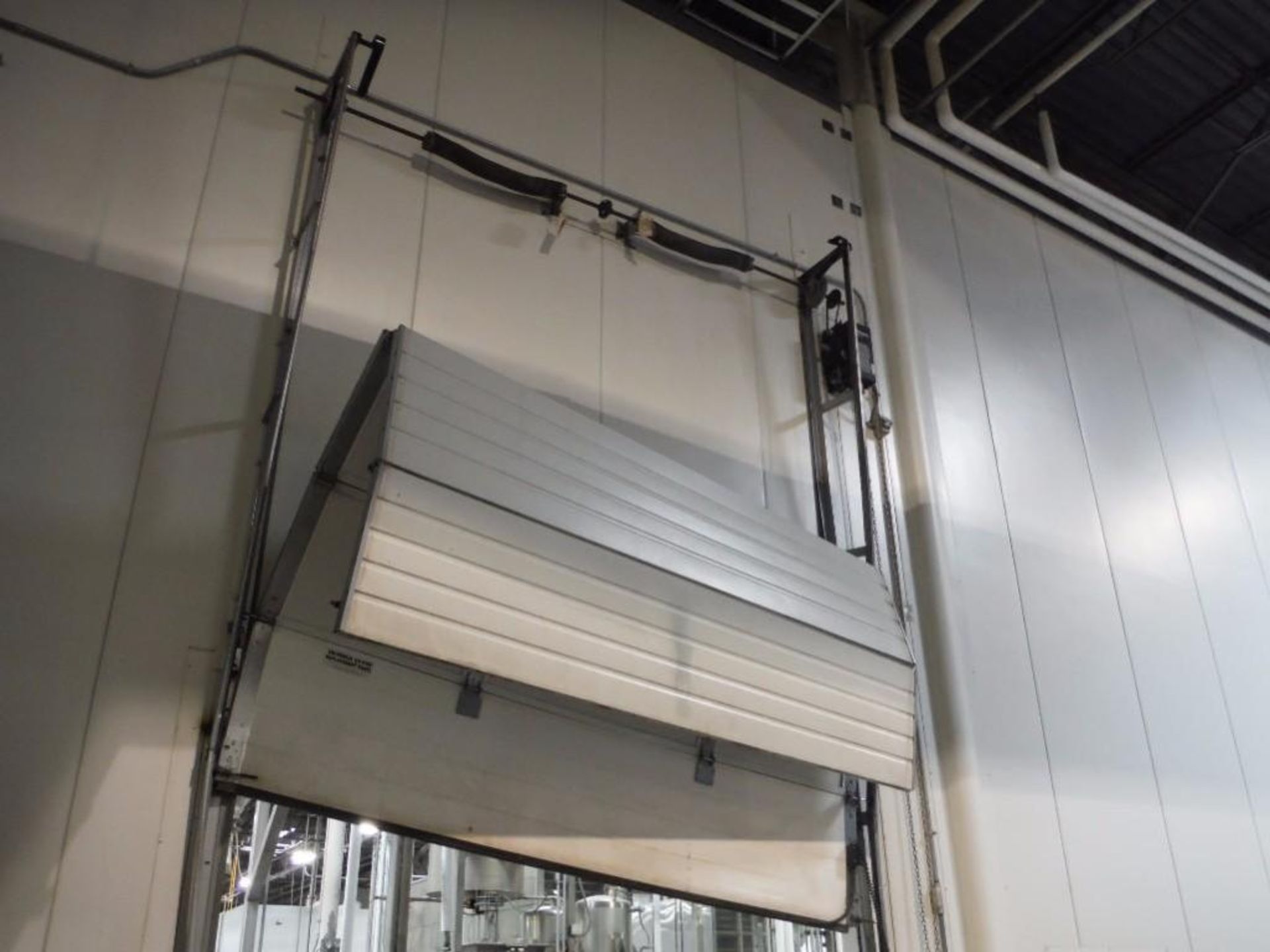 (2) overhead doors, lift master, / Rigging Fee: $1700 - Image 3 of 6