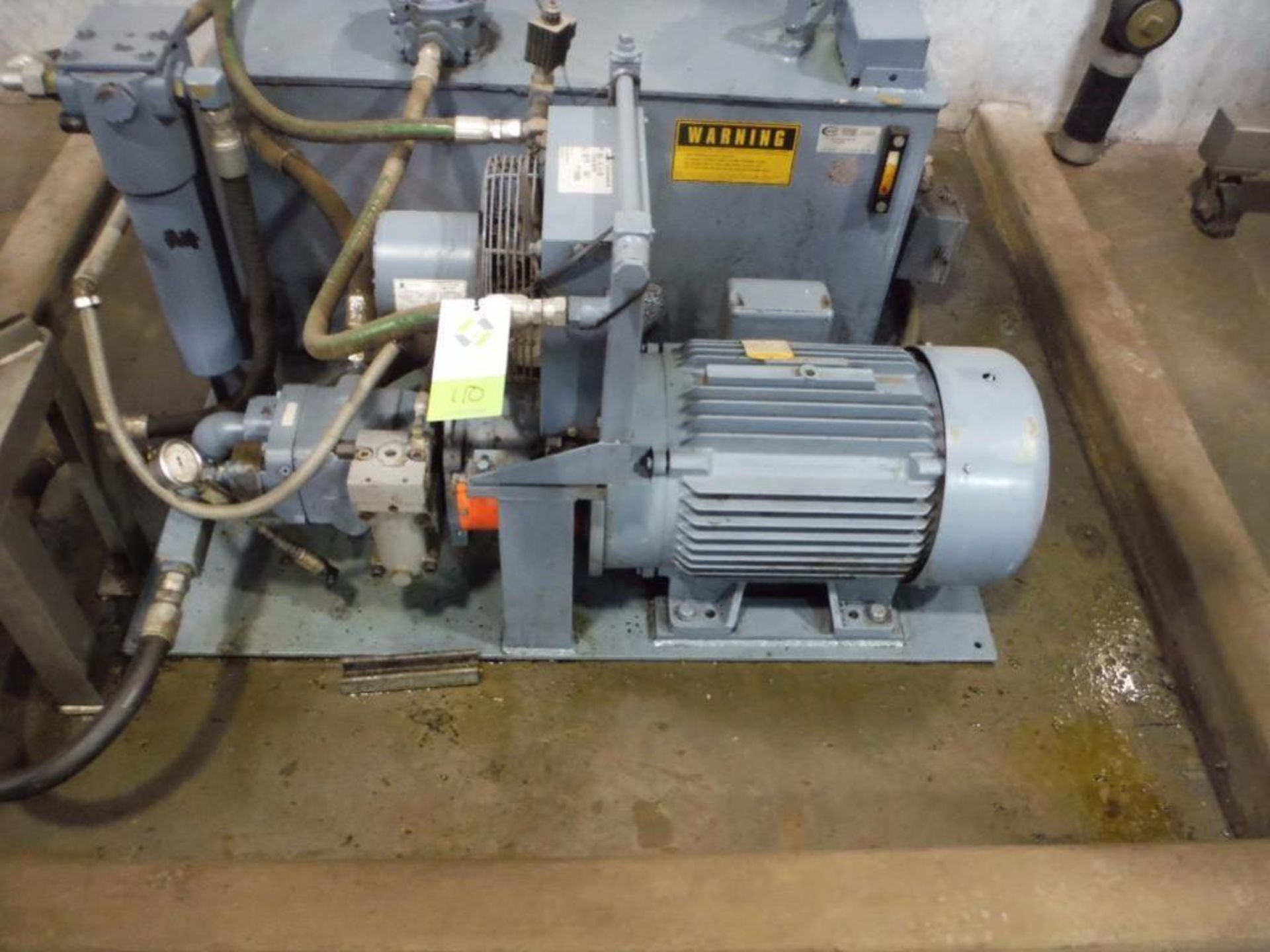 Polypac Systems Center hydrualic power pack with heat exchanger, 40 hp drive / Rigging Fee: $250 - Image 3 of 7