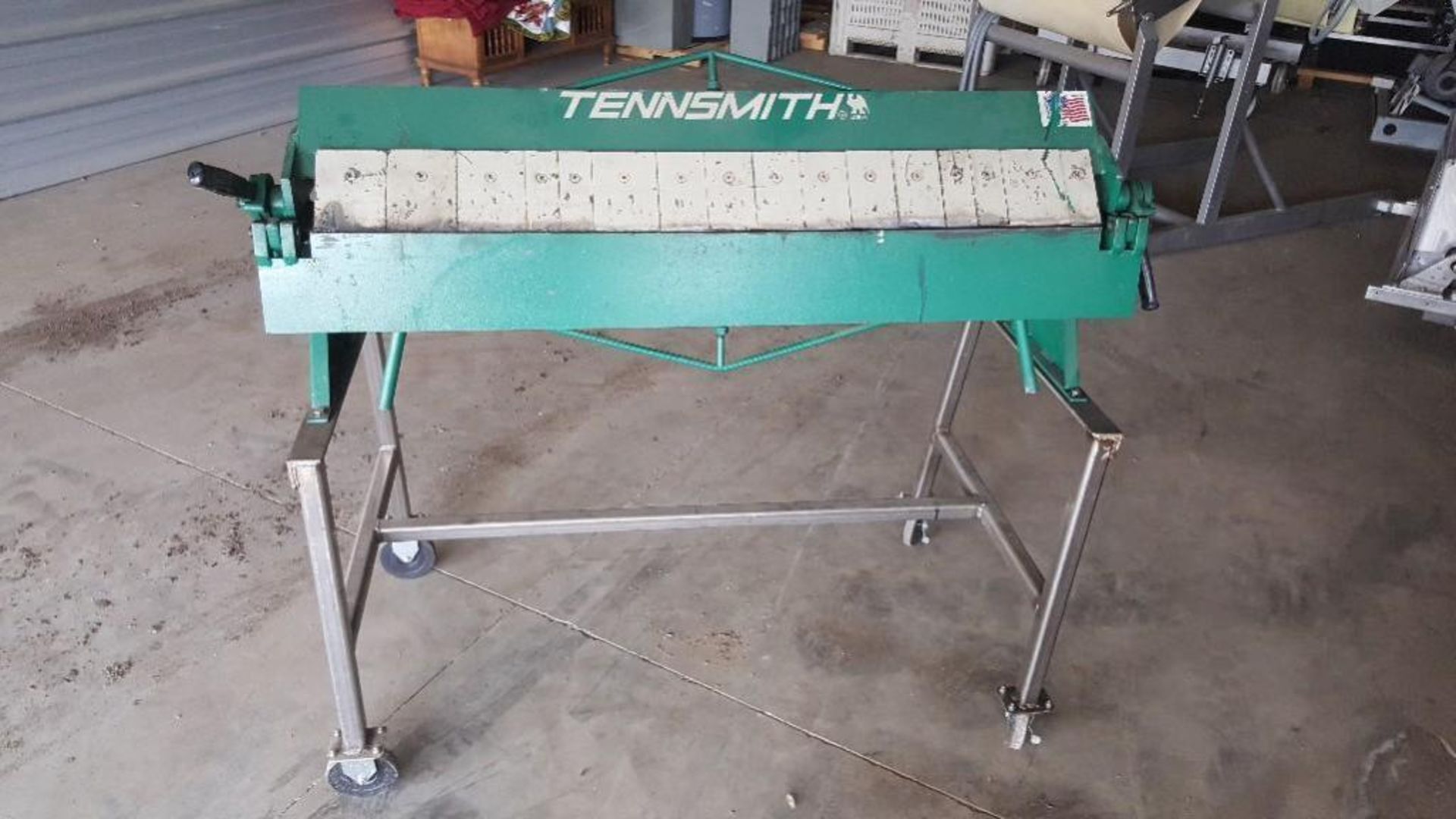 Tennsmith Shear, Model: U48, S/N: 07104, 48 in wide, Capacity: 22 gauge mild steel. **( Located in N