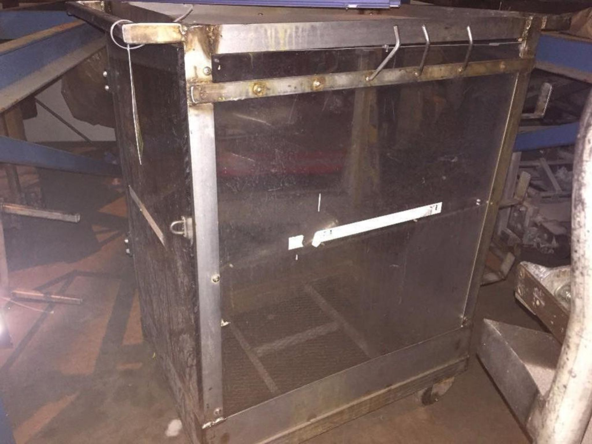 SS cart. ** (Located in Fridley, Minnesota) ** Rigging Fee: $25