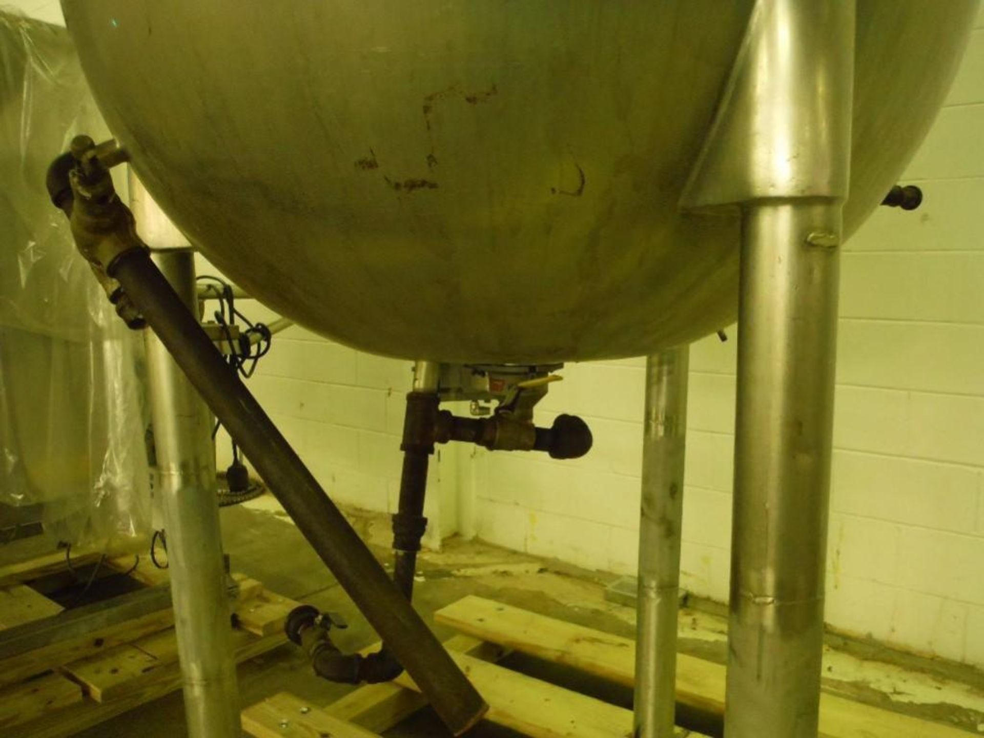 1972 LEE 200 gal SS 1/2 jacketed mixing tank, S/N: W611C, full sweep. ** (Located in Forest Park, - Image 5 of 6