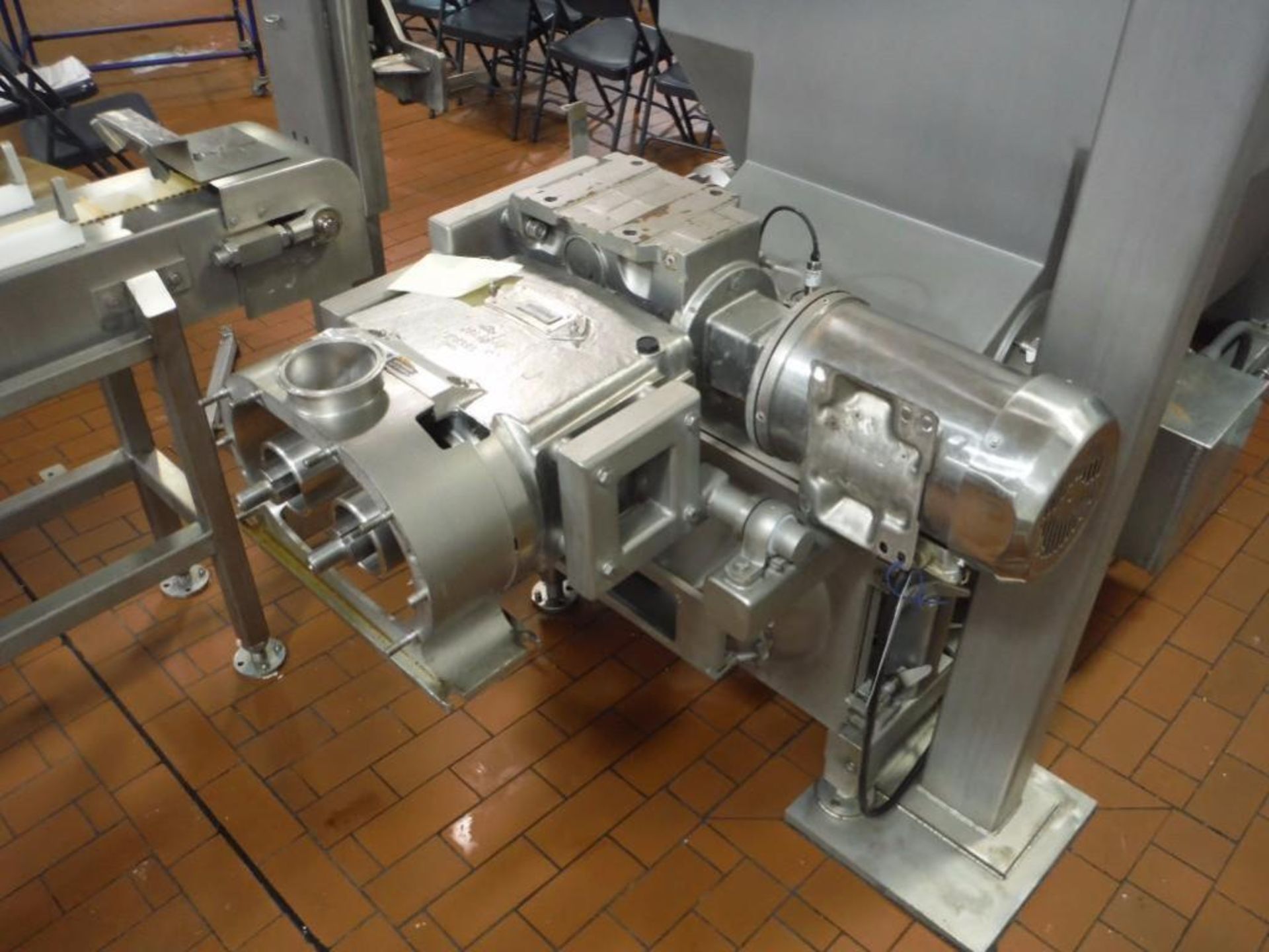 Dough Pump Model: 12PF530, with dough elevator, 96 in tall x 68 in wide. ** (Located in Forest Park,