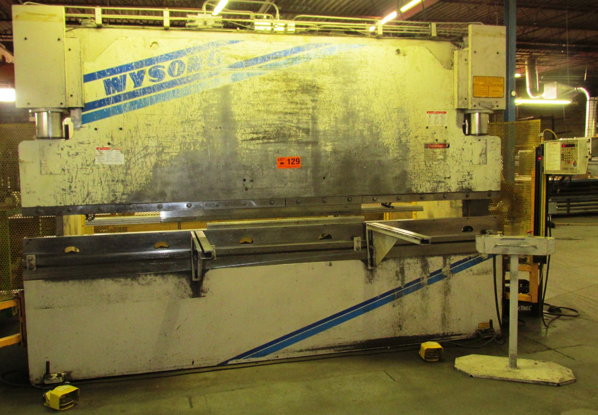 WYSONG-MILES MTH-140-144 12' X 140TON CNC HYDRAULIC PRESS BRAKE S/N MTS-140 (CI)