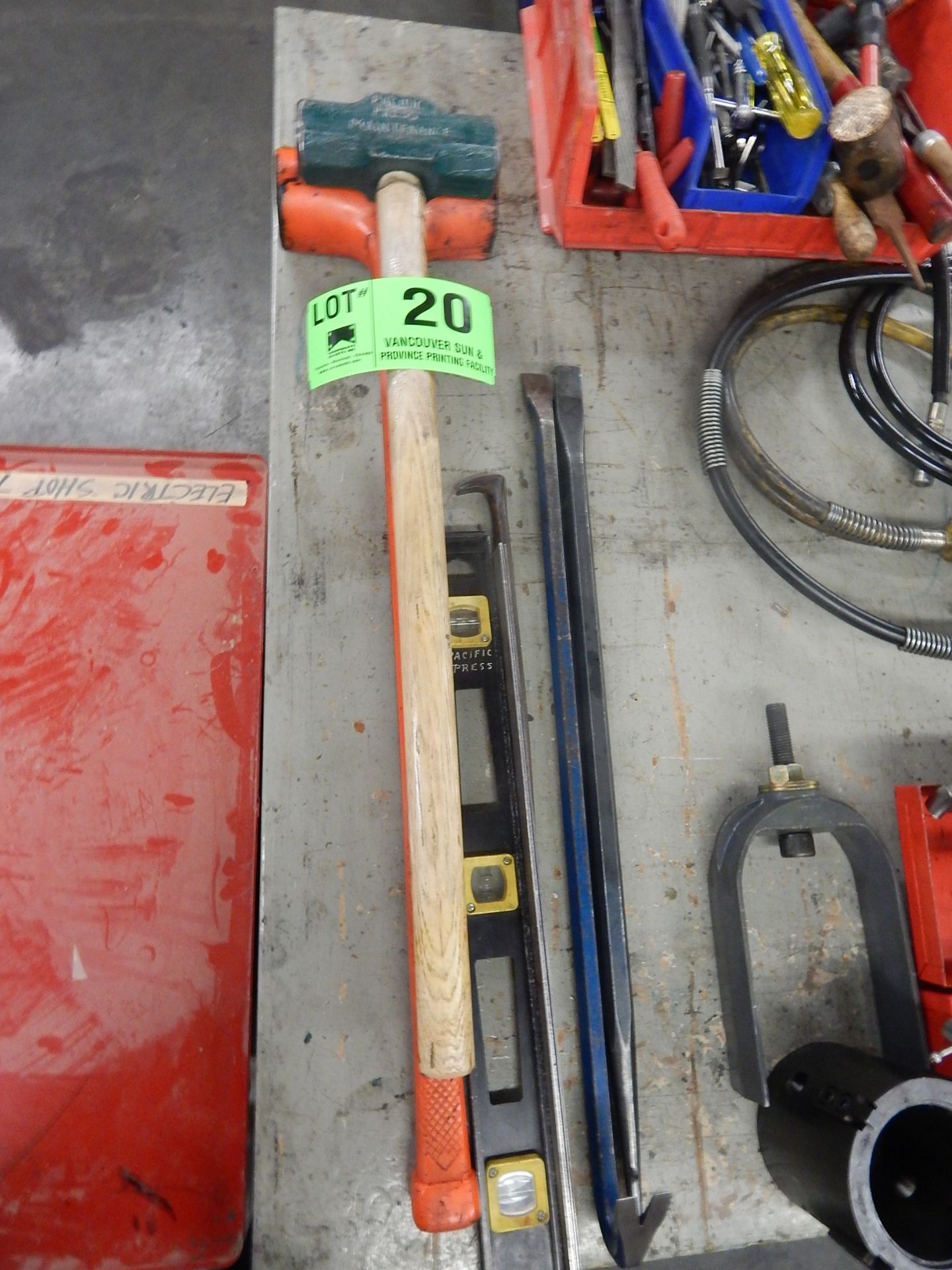 LOT/ SLEDGE HAMMERS