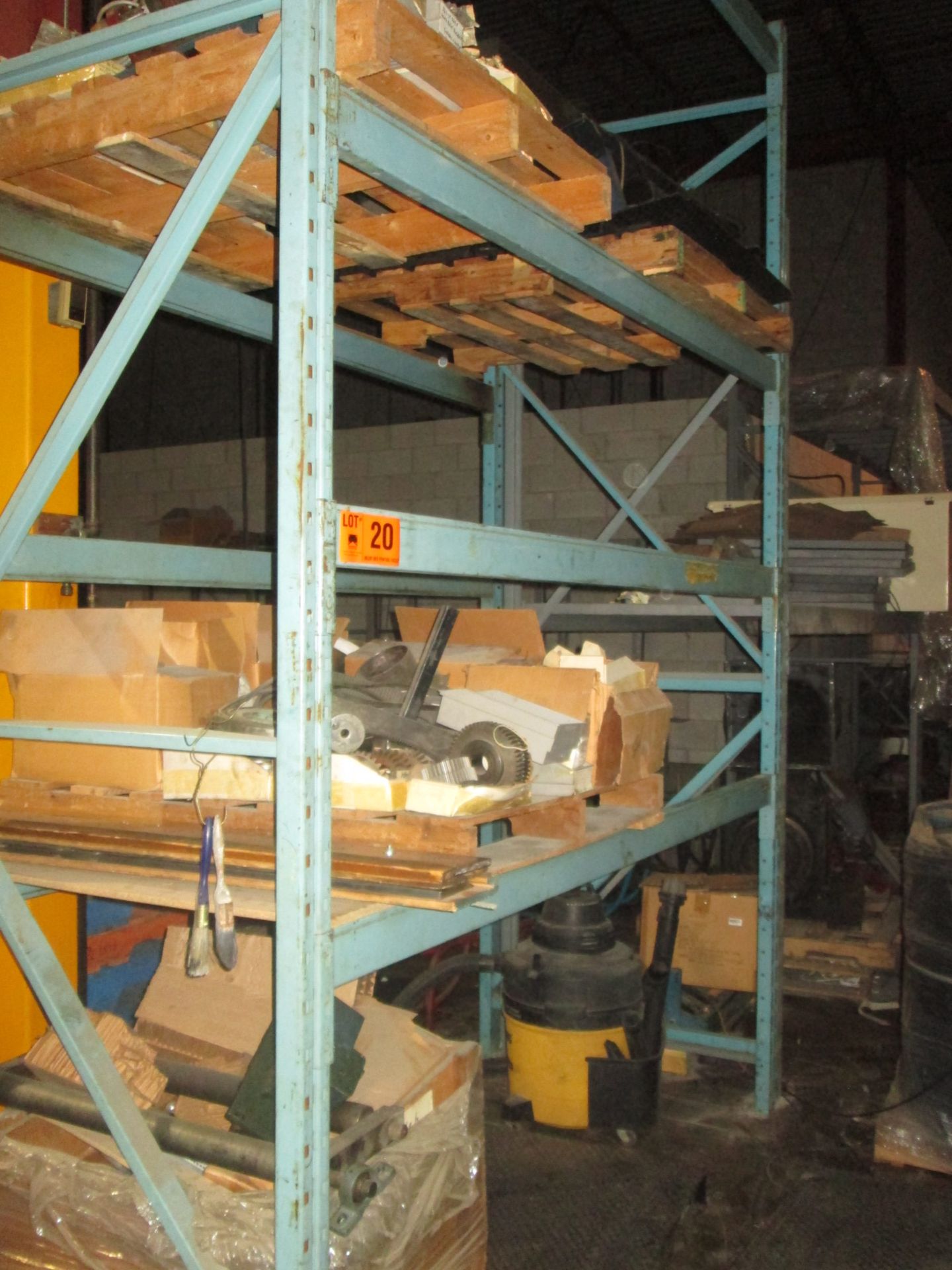SECTIONS OF PALLET RACKING (NO CONTENTS) (DELAYED DELIVERY)