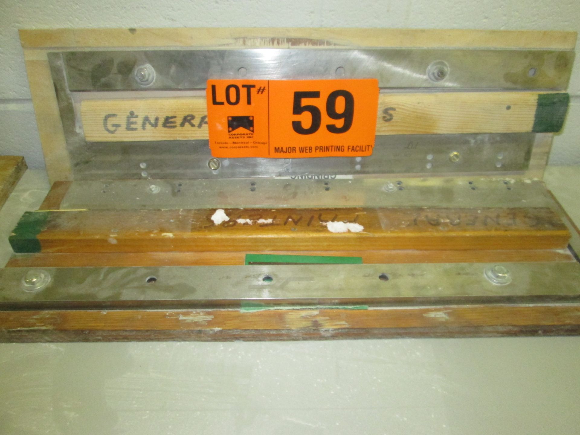 LOT/ STITCHER BLADES (LOCATED IN OSHAWA, ON)