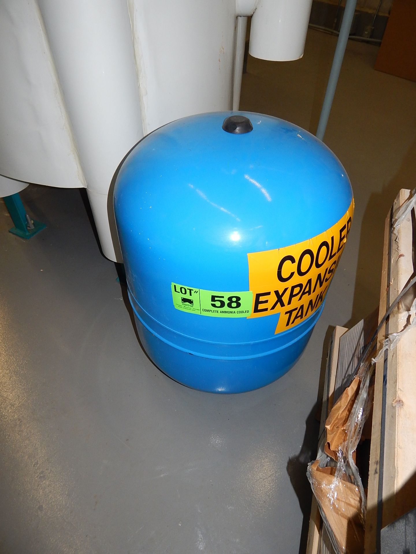 TOROMONT CIMCO EXPANSION TANK S/N:N/A (CI)