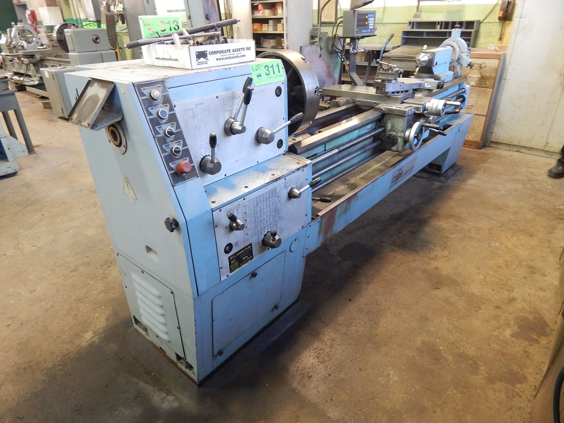 AFM  (1993) TUG 40 GAP BED ENGINE LATHE WITH 20" SWING OVER BED, 80" CENTERS, 10" CHUCK, 2.5"