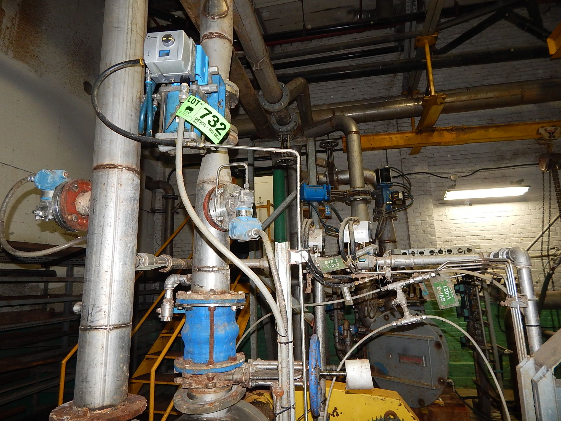 LOT/ VALVES AND INSTRUMENTATION ON LOT 713 CONSISTING OF: (2)ROSEMOUNT PRESSURE UNITS, NELLES 3"