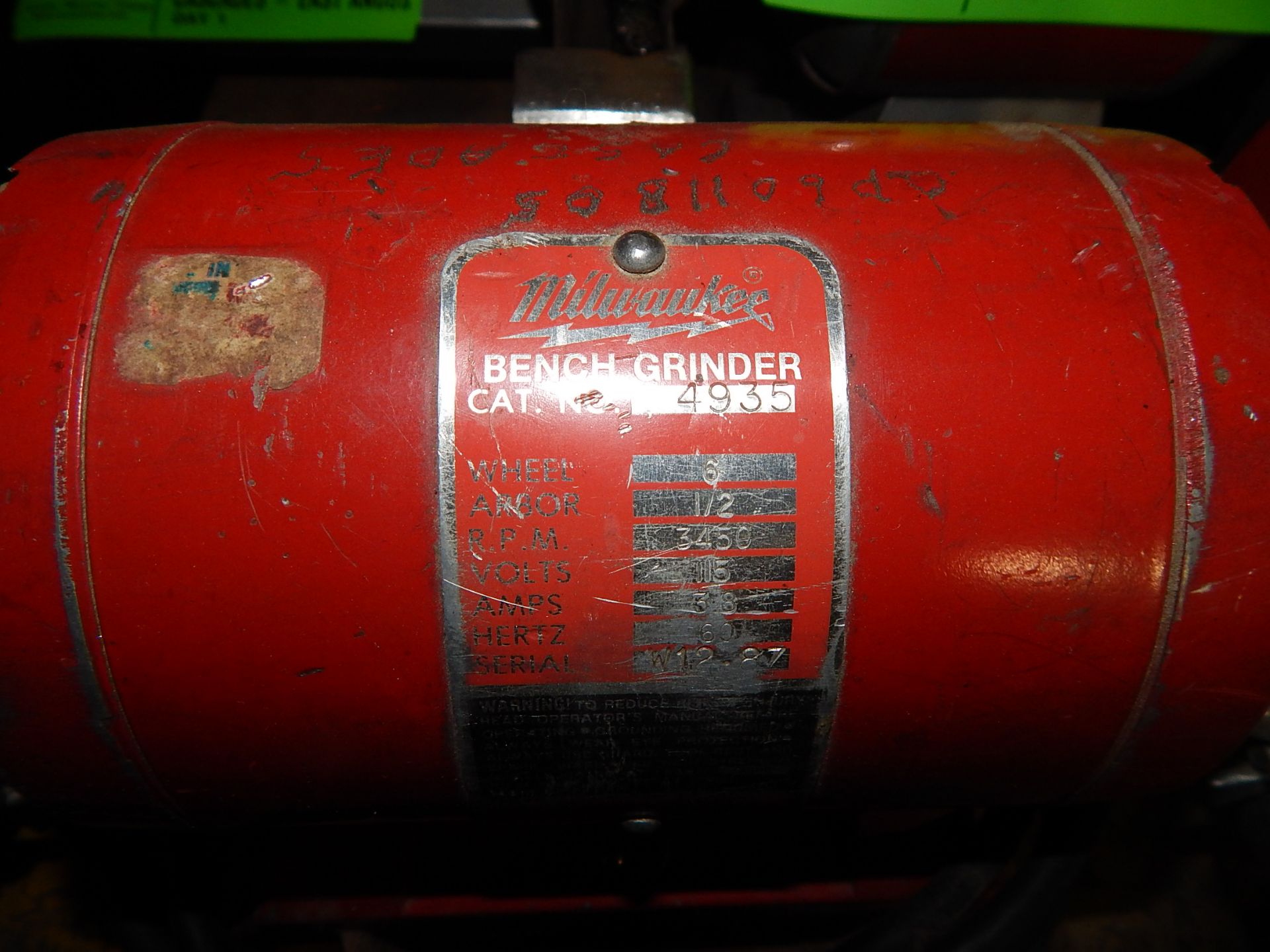 MILWAUKEE DOUBLE END BENCH GRINDER - Image 2 of 2