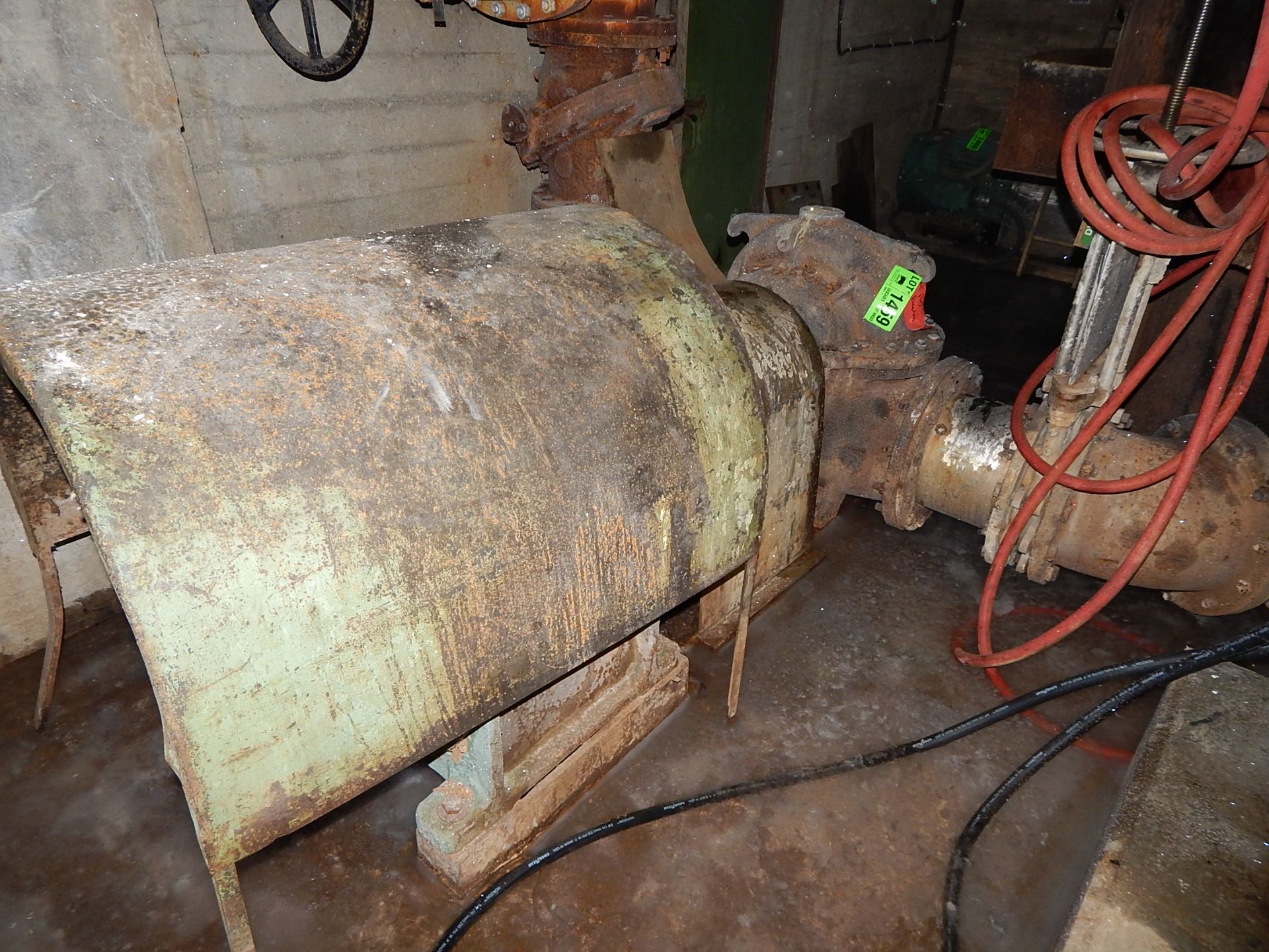 LOT/ ELECTRIC MOTOR WITH CENTRIFUGAL PUMP (CI)