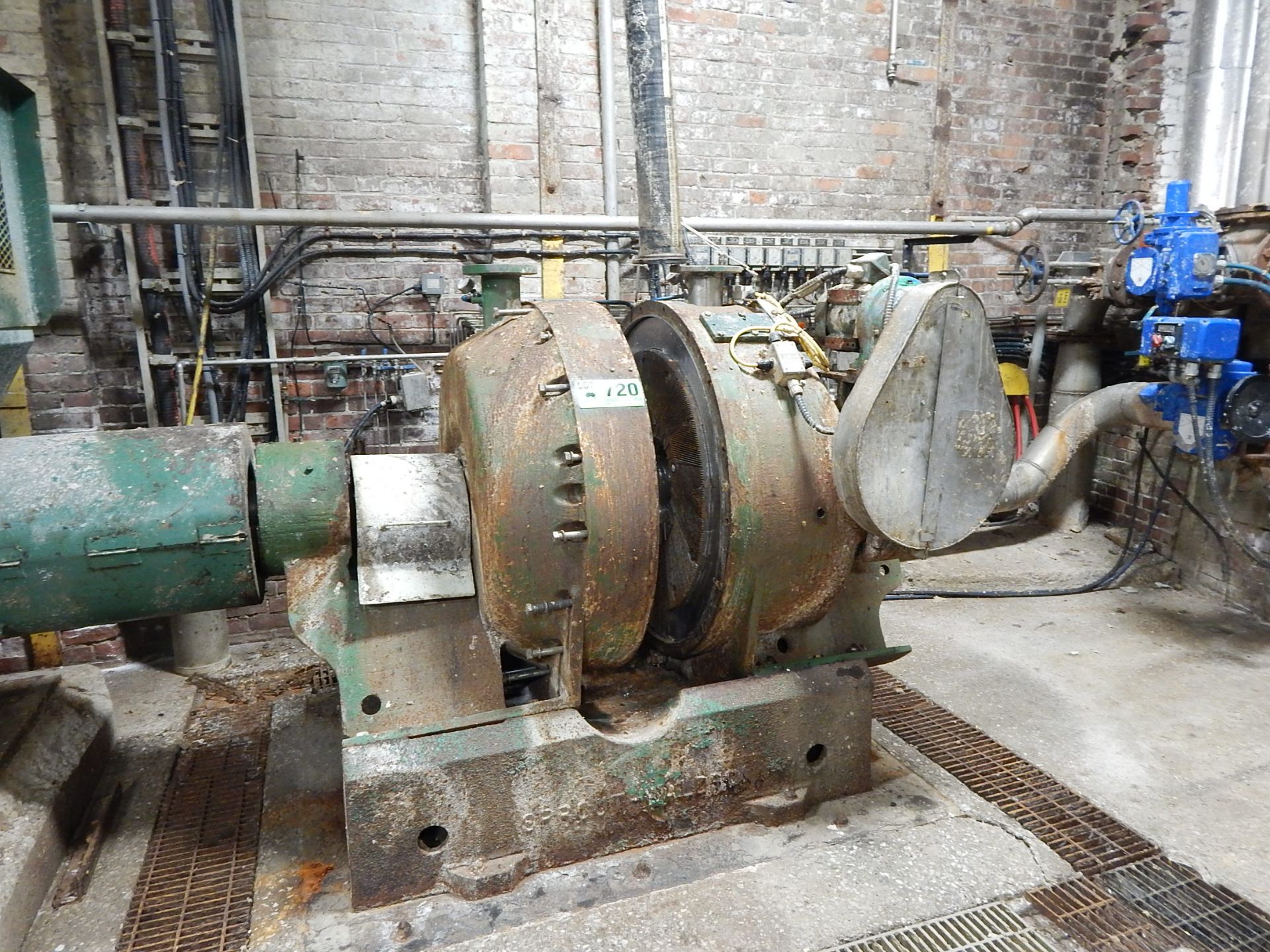 800 HP ELECTRIC MOTOR (CI) 2.4KV 591 RPM Fr: 8030 - Image 2 of 2