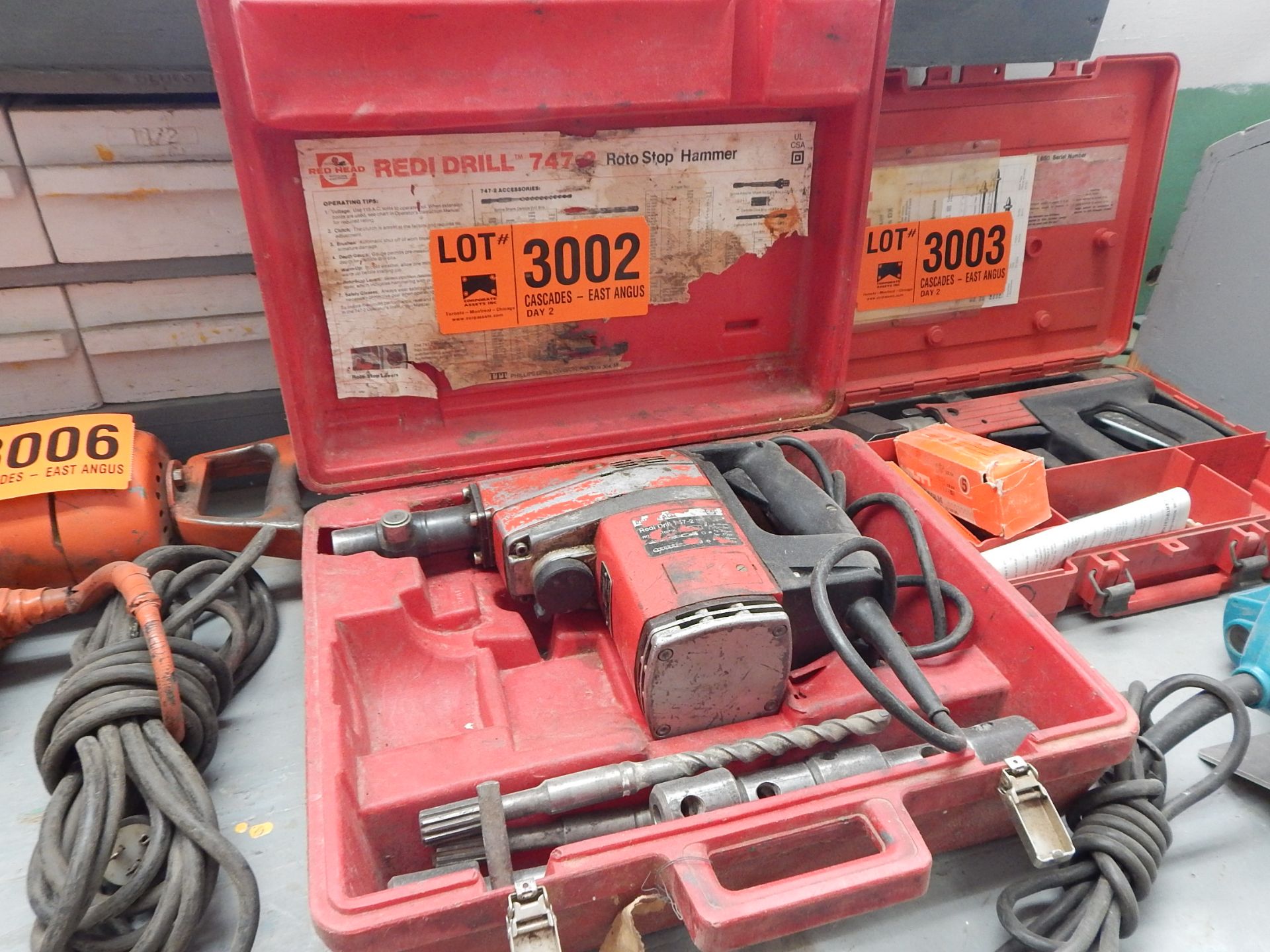 RED HEAD HEAVY DUTY HAMMER DRILL