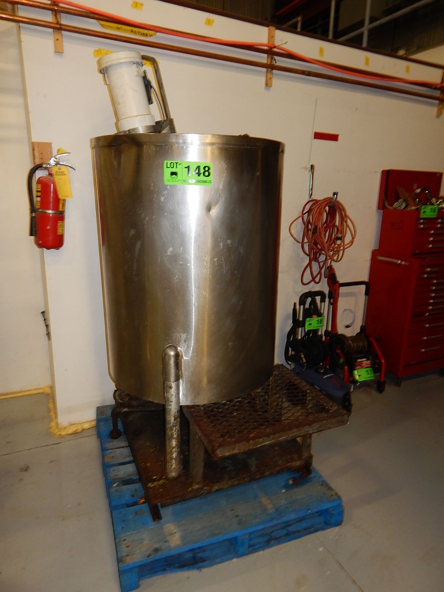 MFG N/A STAINLESS STEEL, JACKETED, SINGLE ACTION AGITATOR MIXING KETTLE WITH APPROX. 1000 L CAPACITY