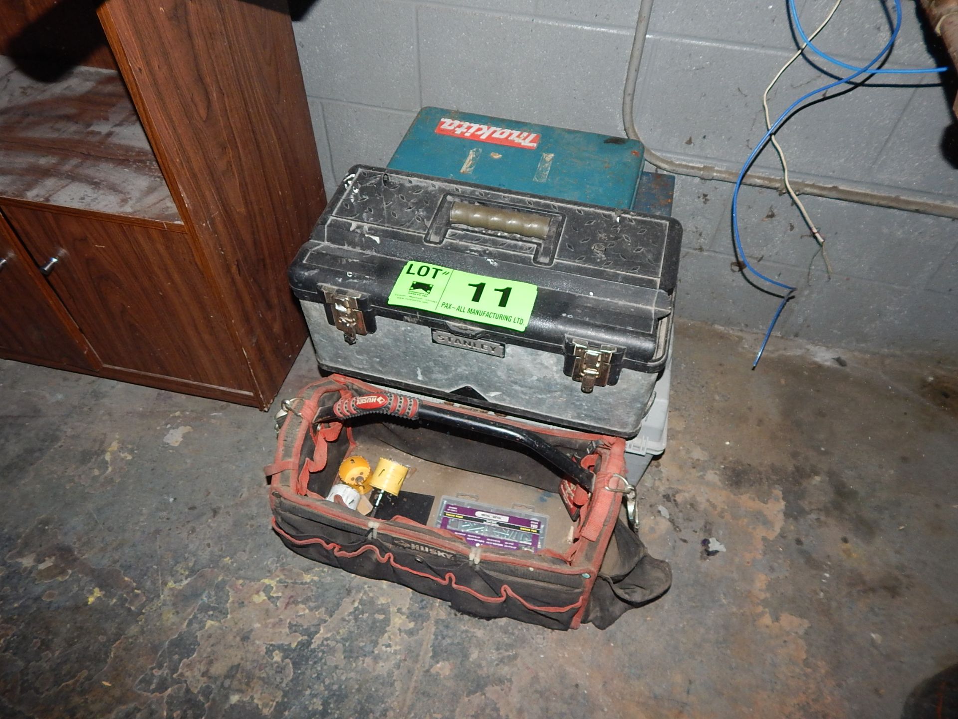 LOT/ TOOL BOXES