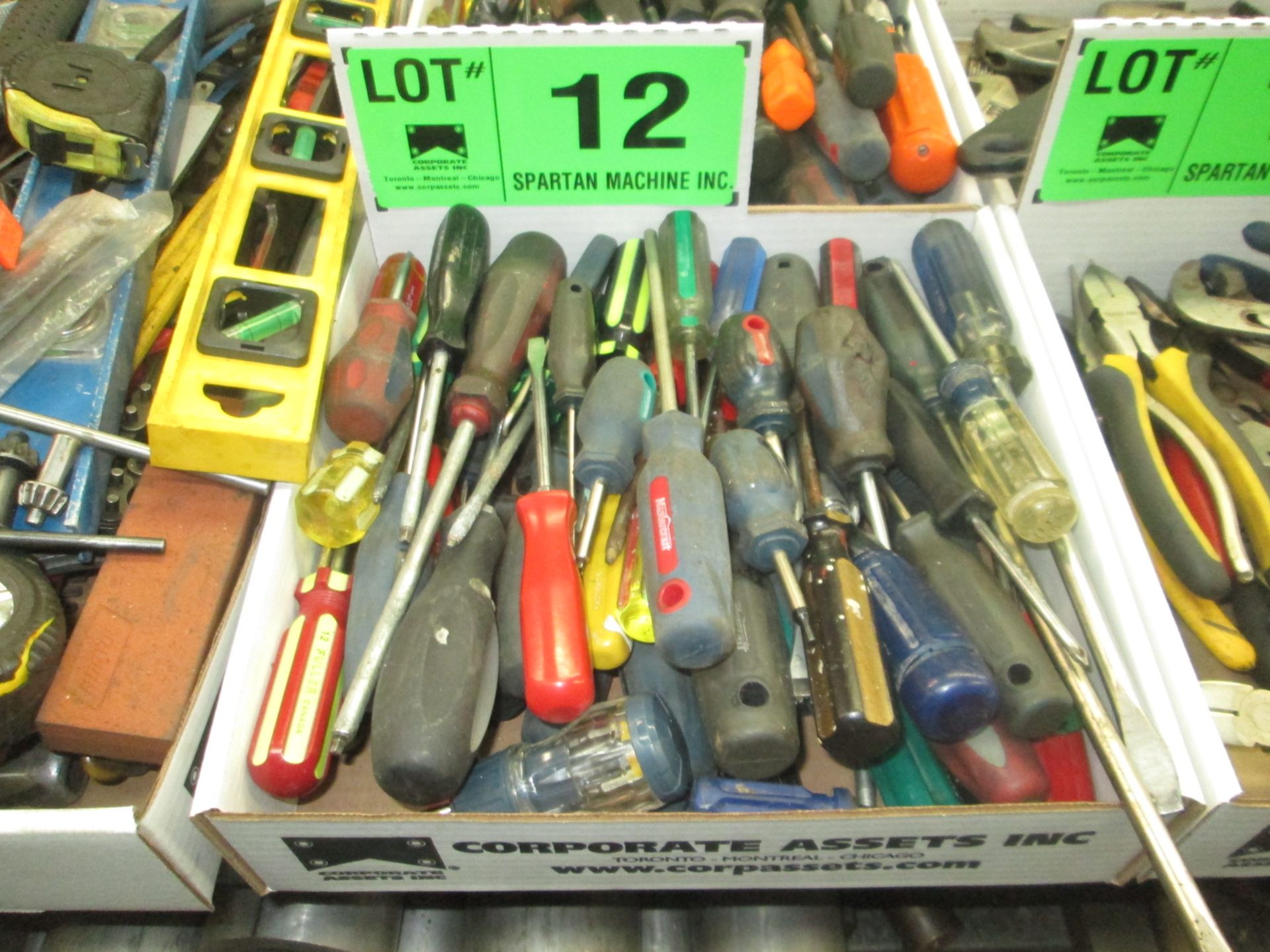 LOT/ SCREWDRIVERS