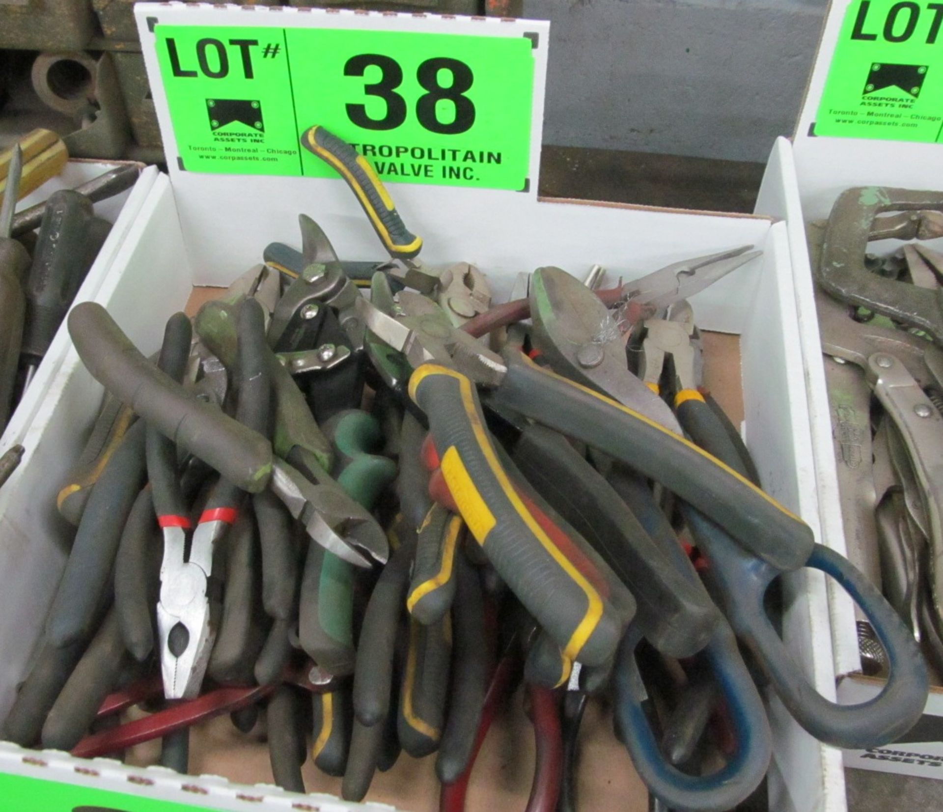 LOT/ ASST'D PLIERS