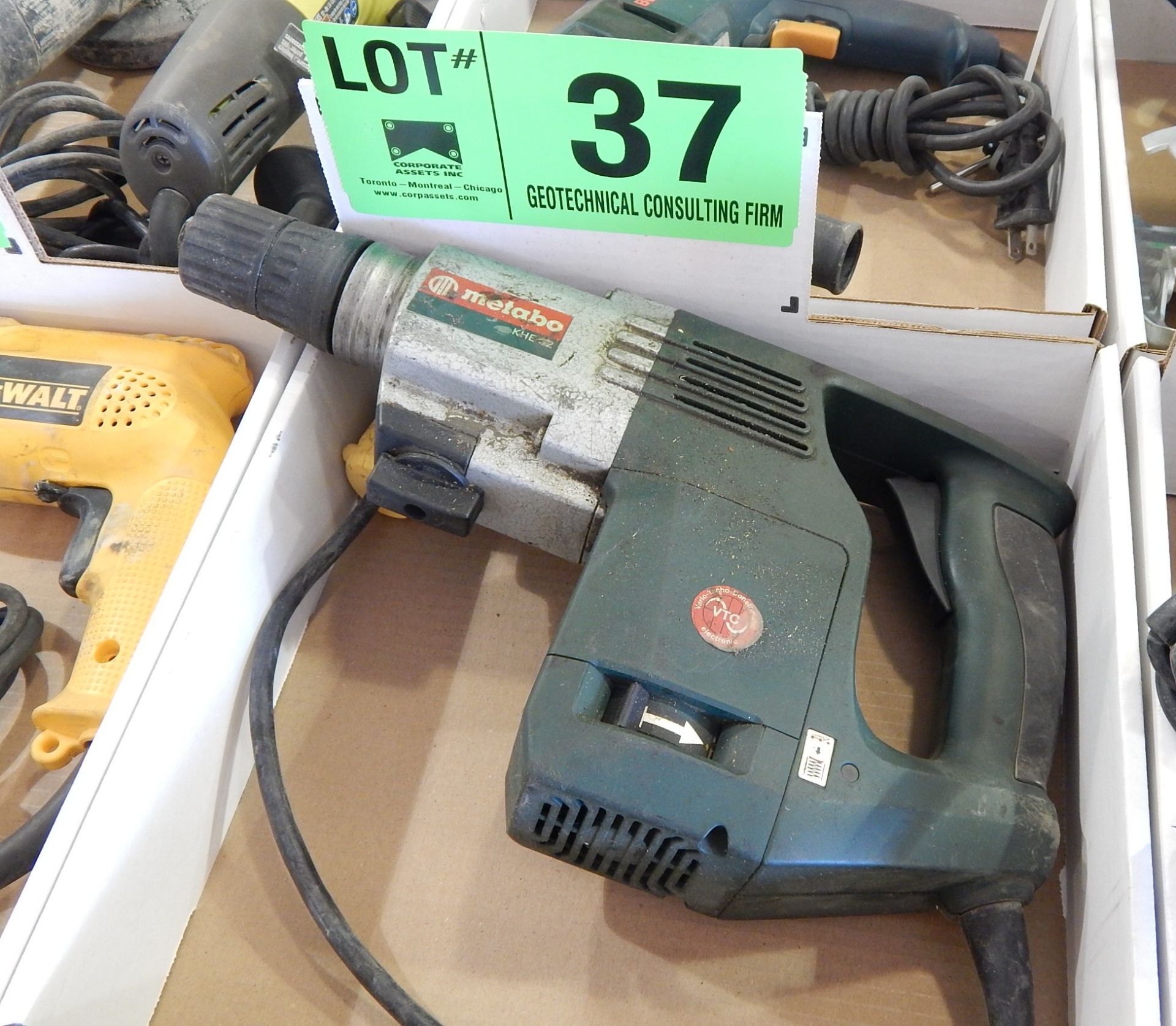 METABO KHE32 HEAVY DUTY DRILL